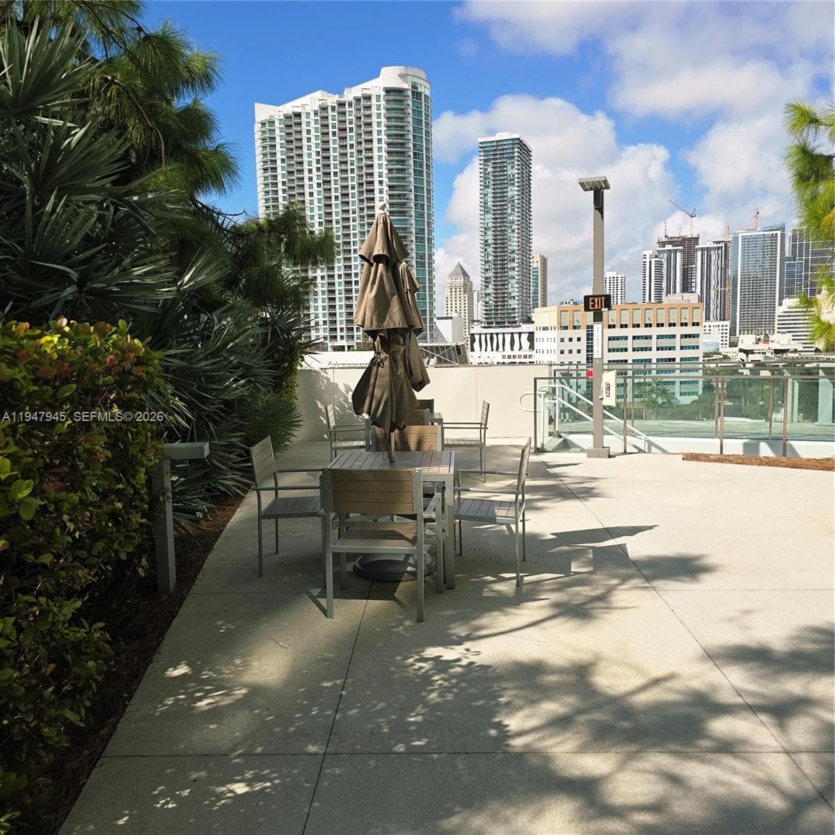 68 SE 6th St # 2110, Miami FL 33131 — 39