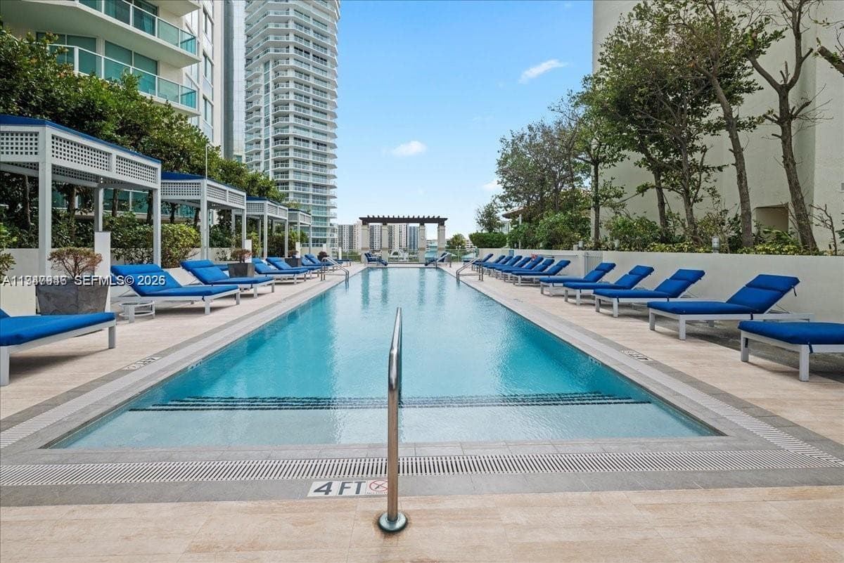 St Tropez On The Bay Ii C, Sunny Isles Beach, FL — 1