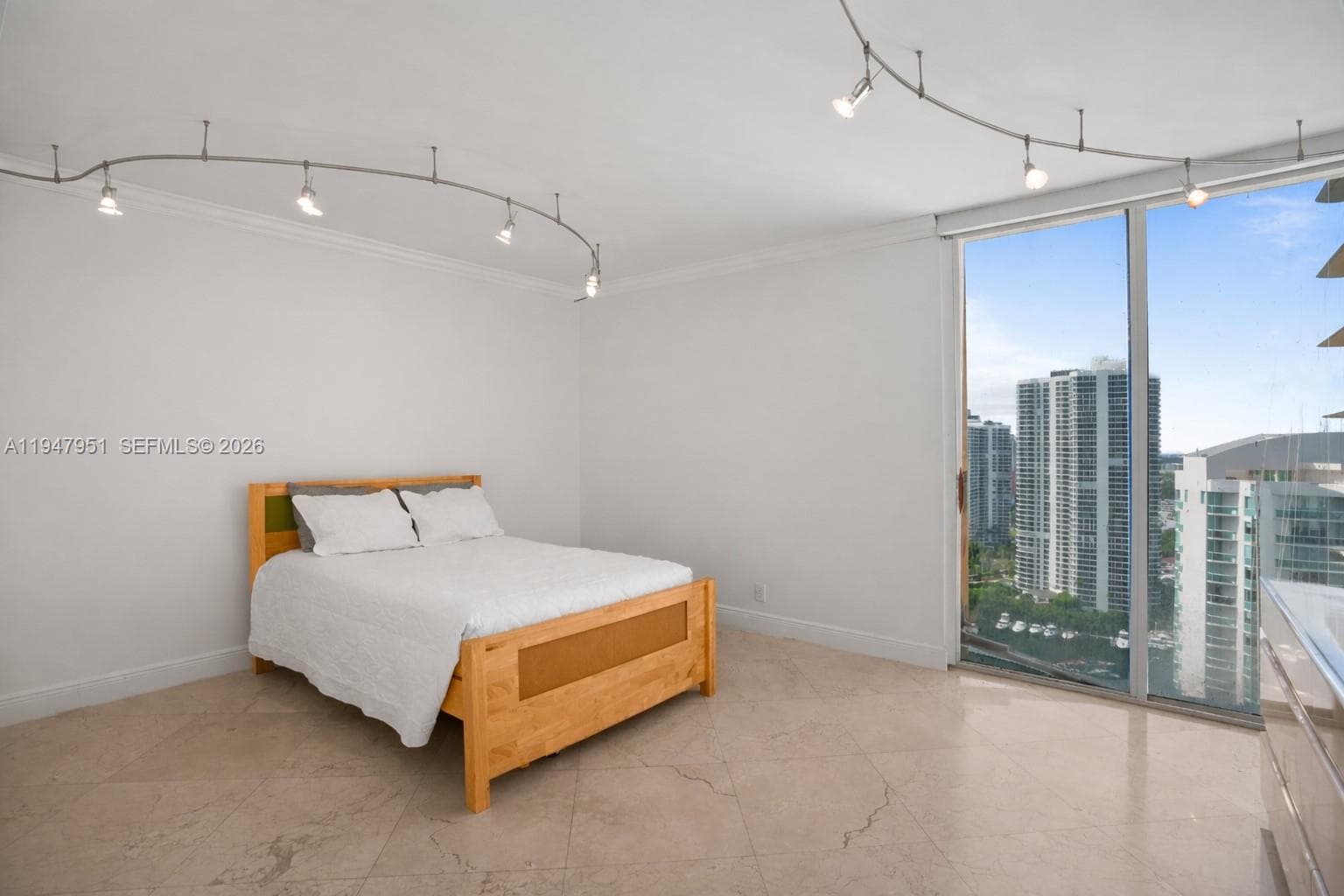 19355 Turnberry Way, Aventura FL 33180 — 33
