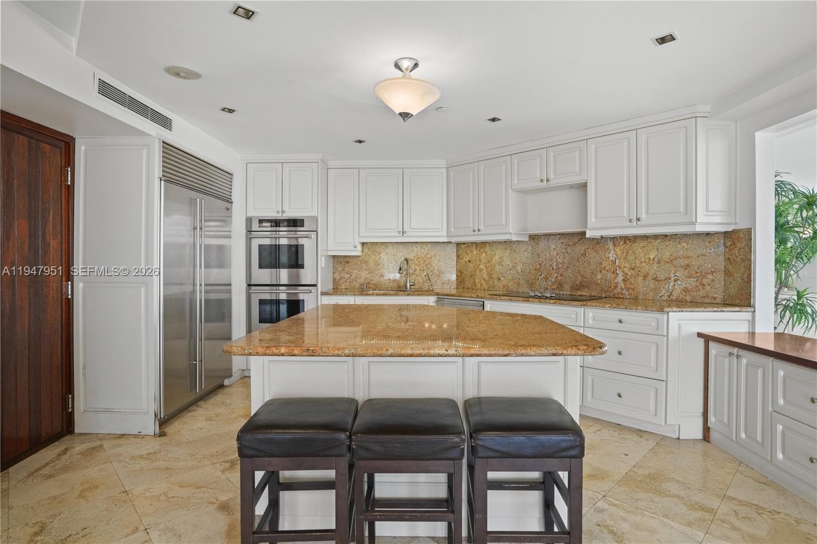 19355 Turnberry Way, Aventura FL 33180 — 31