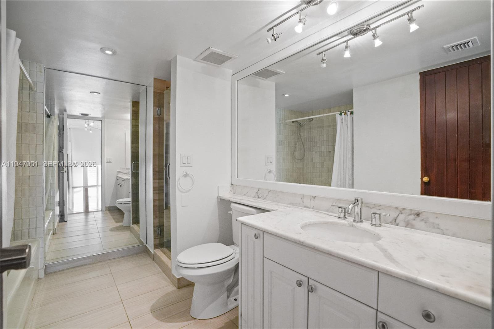 19355 Turnberry Way, Aventura FL 33180 — 39