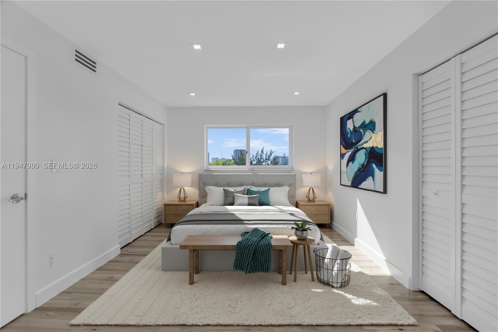7925 Carlyle Ave # 402, Miami Beach FL 33141 — 2