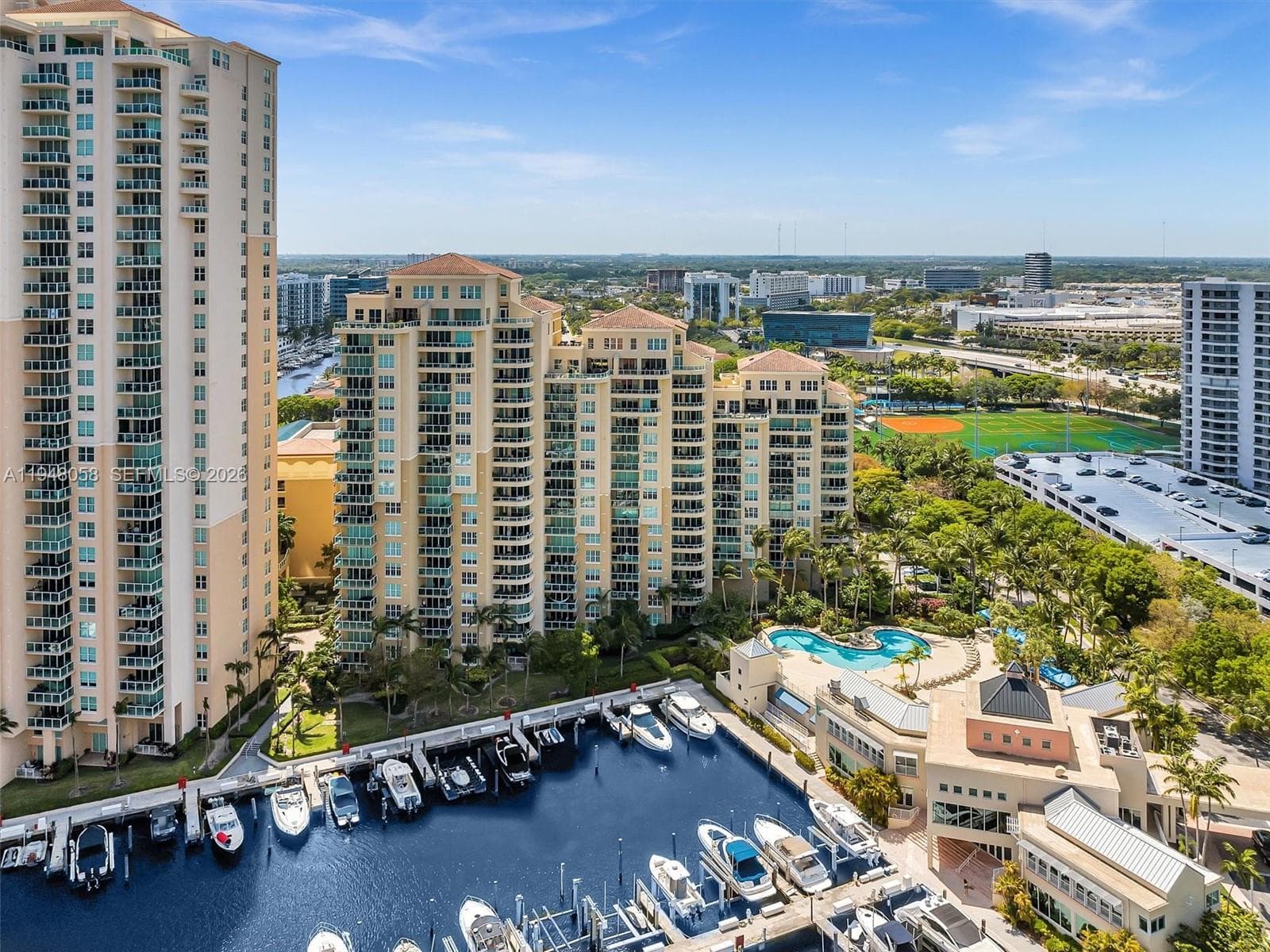 3340 NE 190th St # 704, Aventura FL 33180 — 41