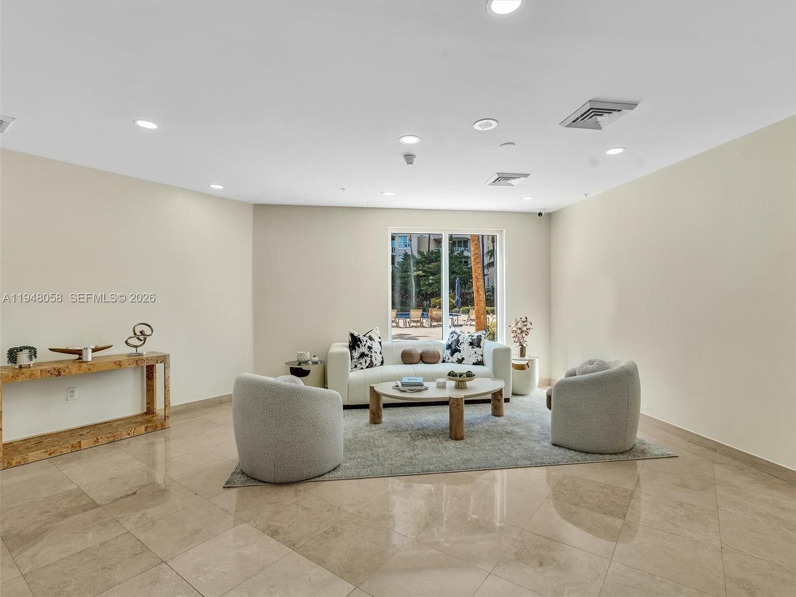 3340 NE 190th St # 704, Aventura FL 33180 — 31