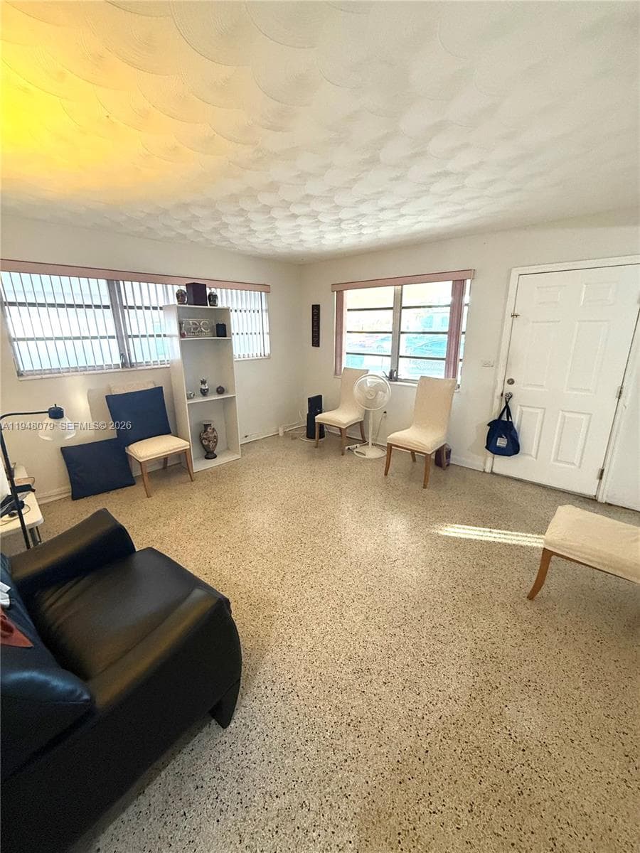 5181 NW 5th St, Miami FL 33126 — 2