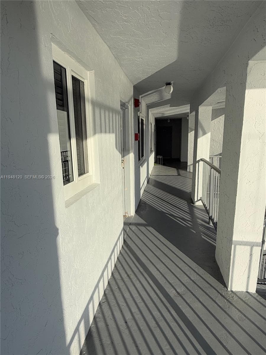 7105 W 13th Ave # 402, Hialeah FL 33014 — 27