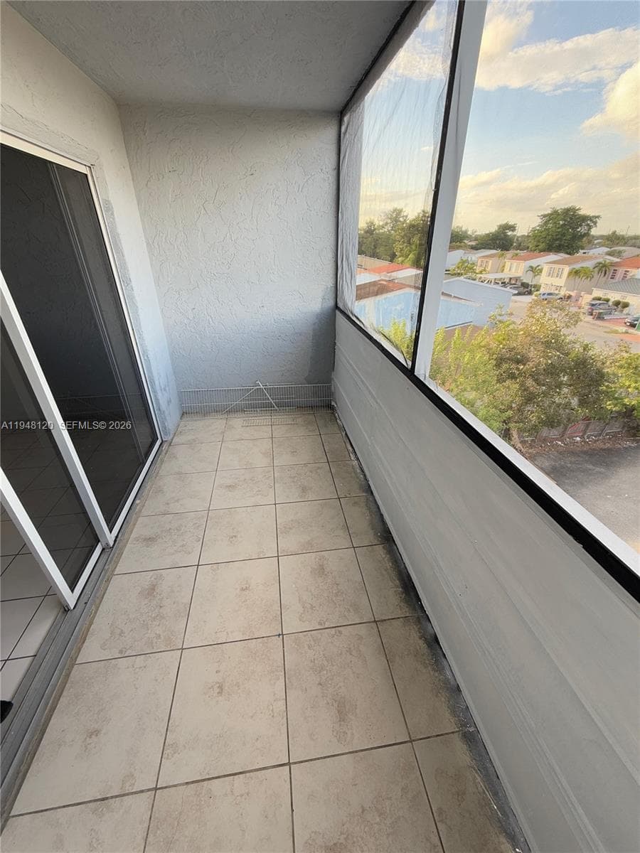 7105 W 13th Ave # 402, Hialeah FL 33014 — 22