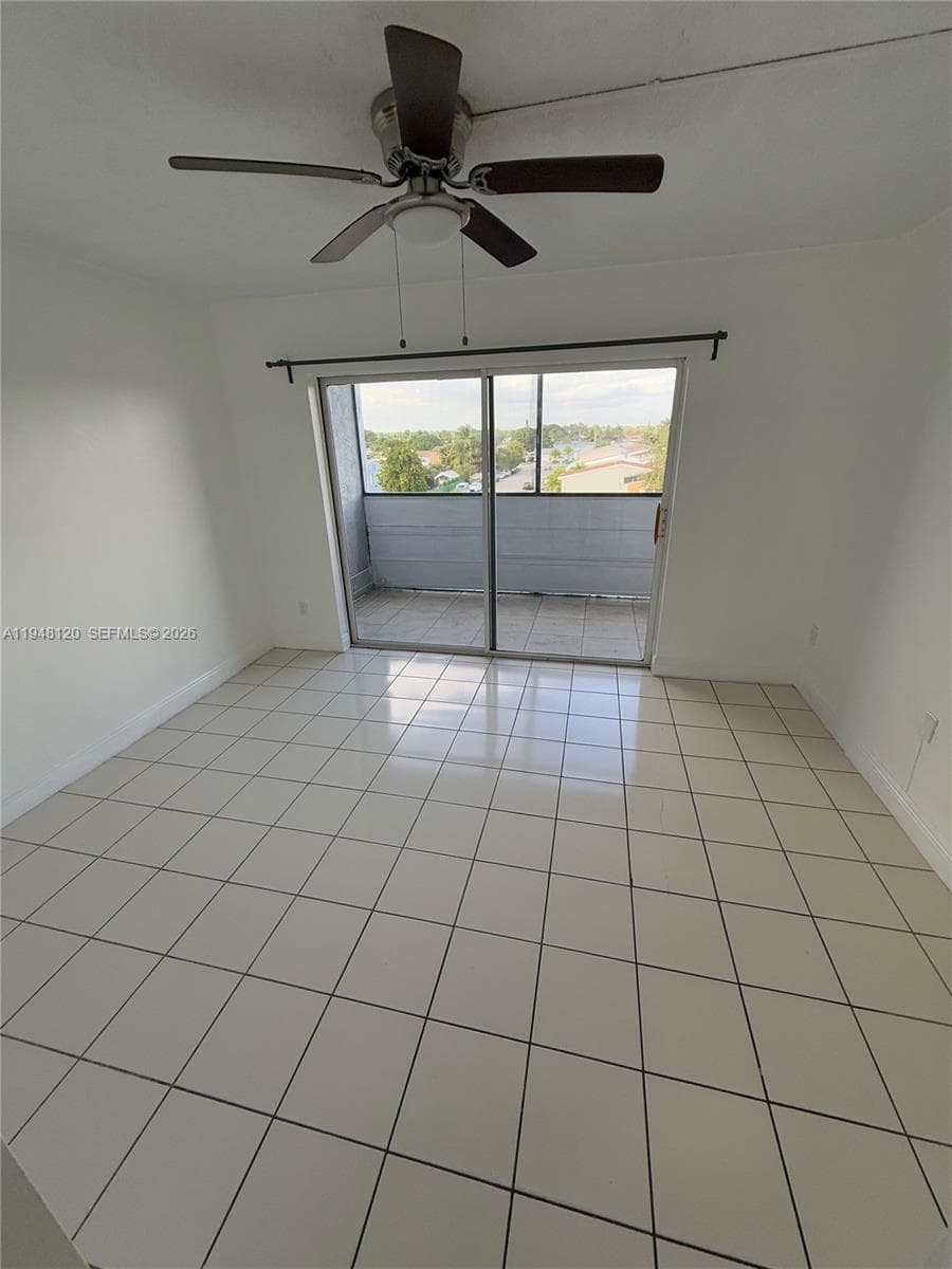 7105 W 13th Ave # 402, Hialeah FL 33014 — 11
