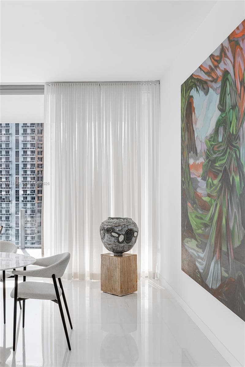 300 Biscayne Blvd Way # 2102, Miami FL 33131 — 23