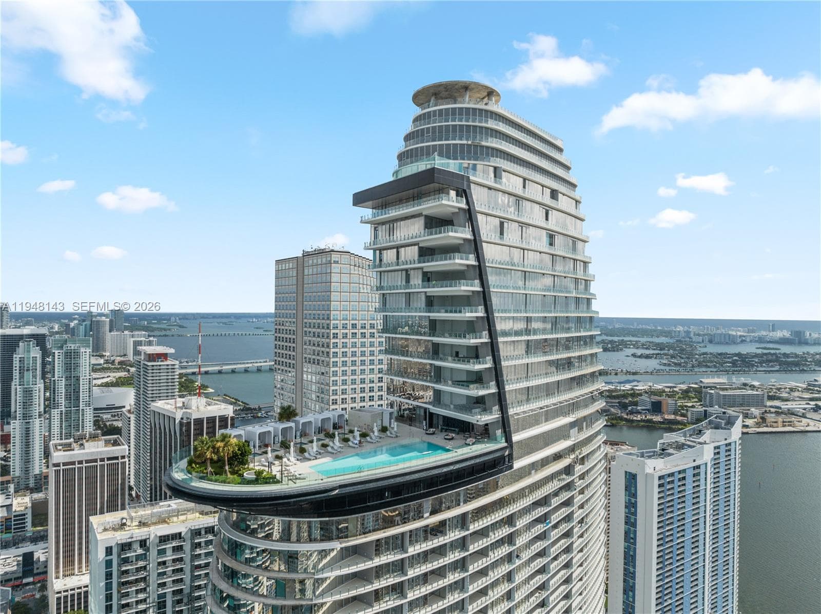 300 Biscayne Blvd Way # 2102, Miami FL 33131 — 79