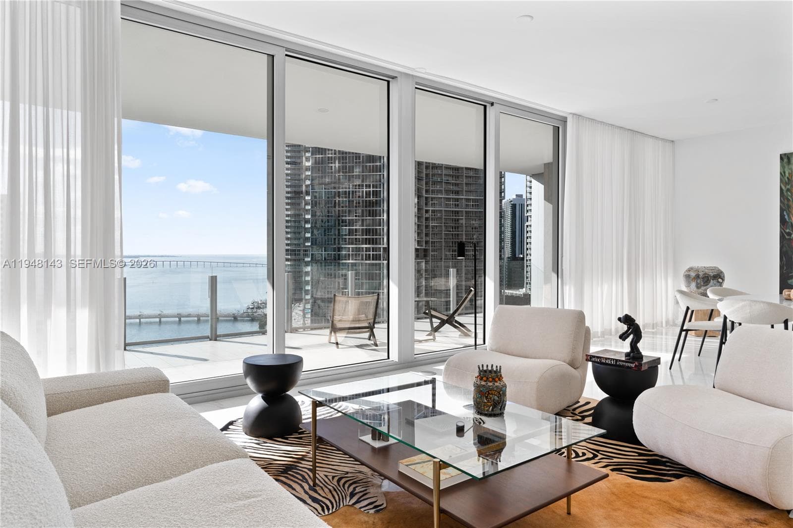 300 Biscayne Blvd Way # 2102, Miami FL 33131 — 14