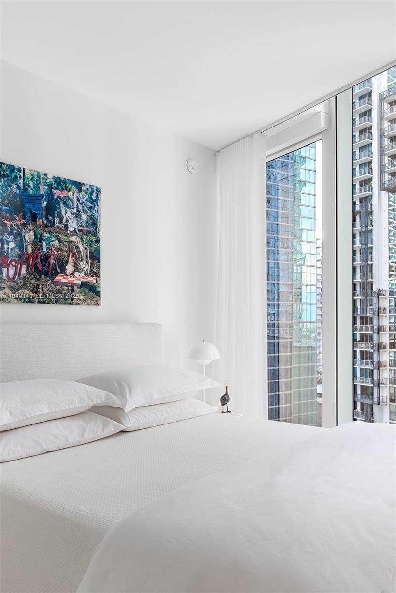 300 Biscayne Blvd Way # 2102, Miami FL 33131 — 50