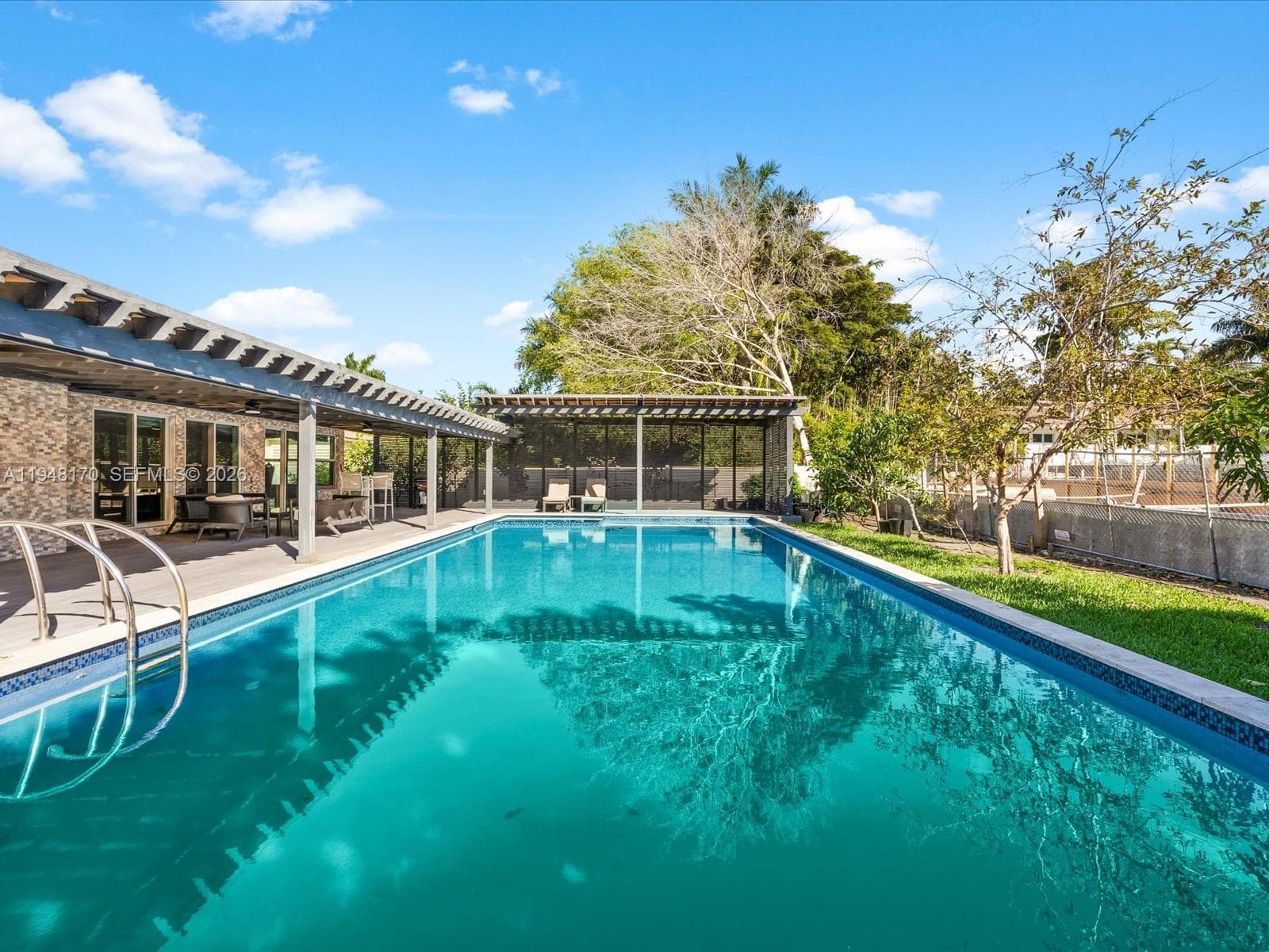 201 Golden Beach Dr, Golden Beach FL 33160 — 42
