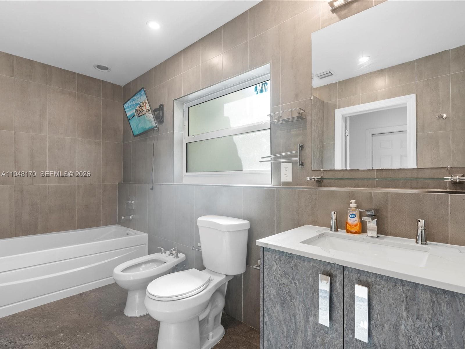 201 Golden Beach Dr, Golden Beach FL 33160 — 10