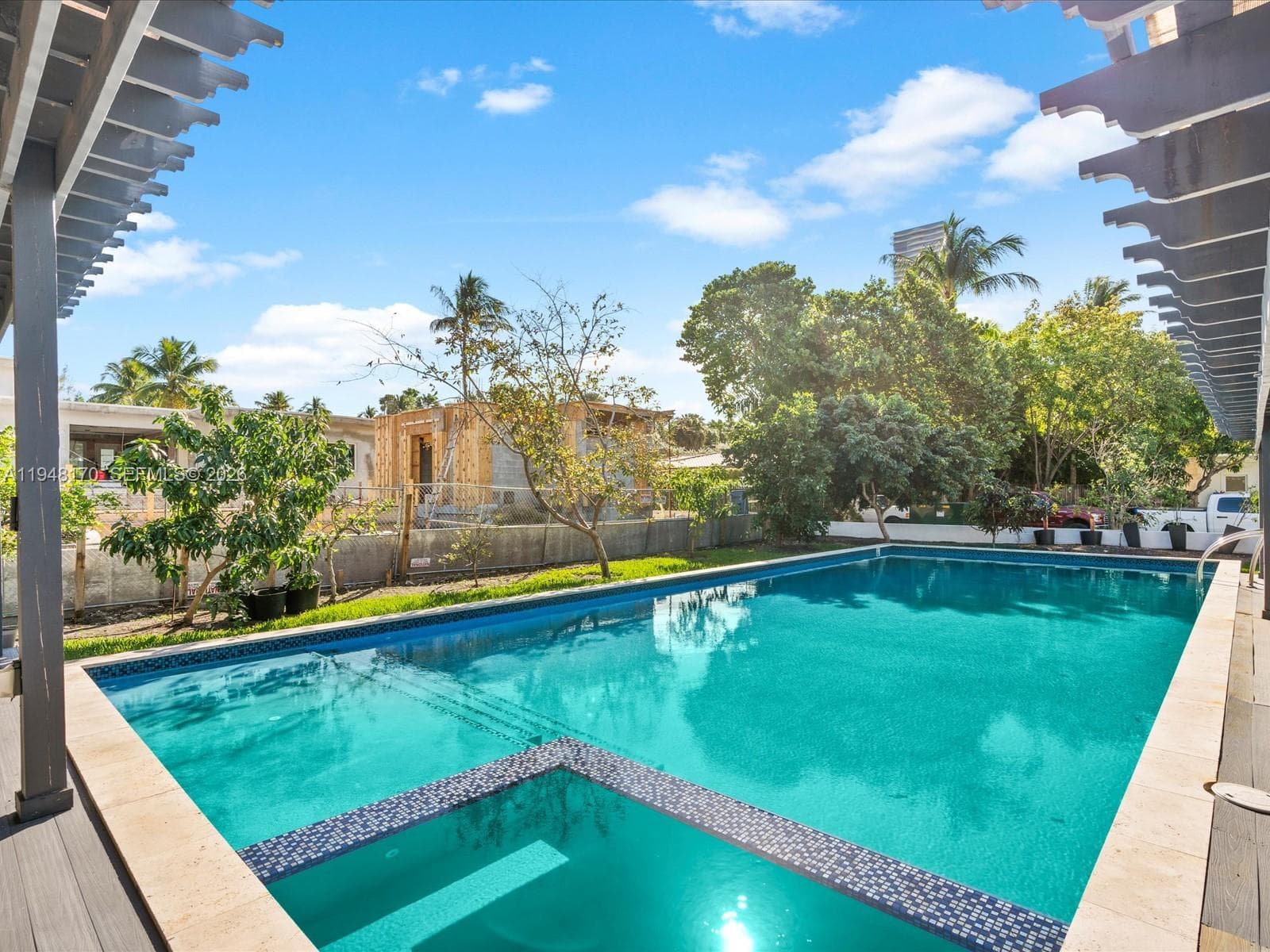 201 Golden Beach Dr, Golden Beach FL 33160 — 44