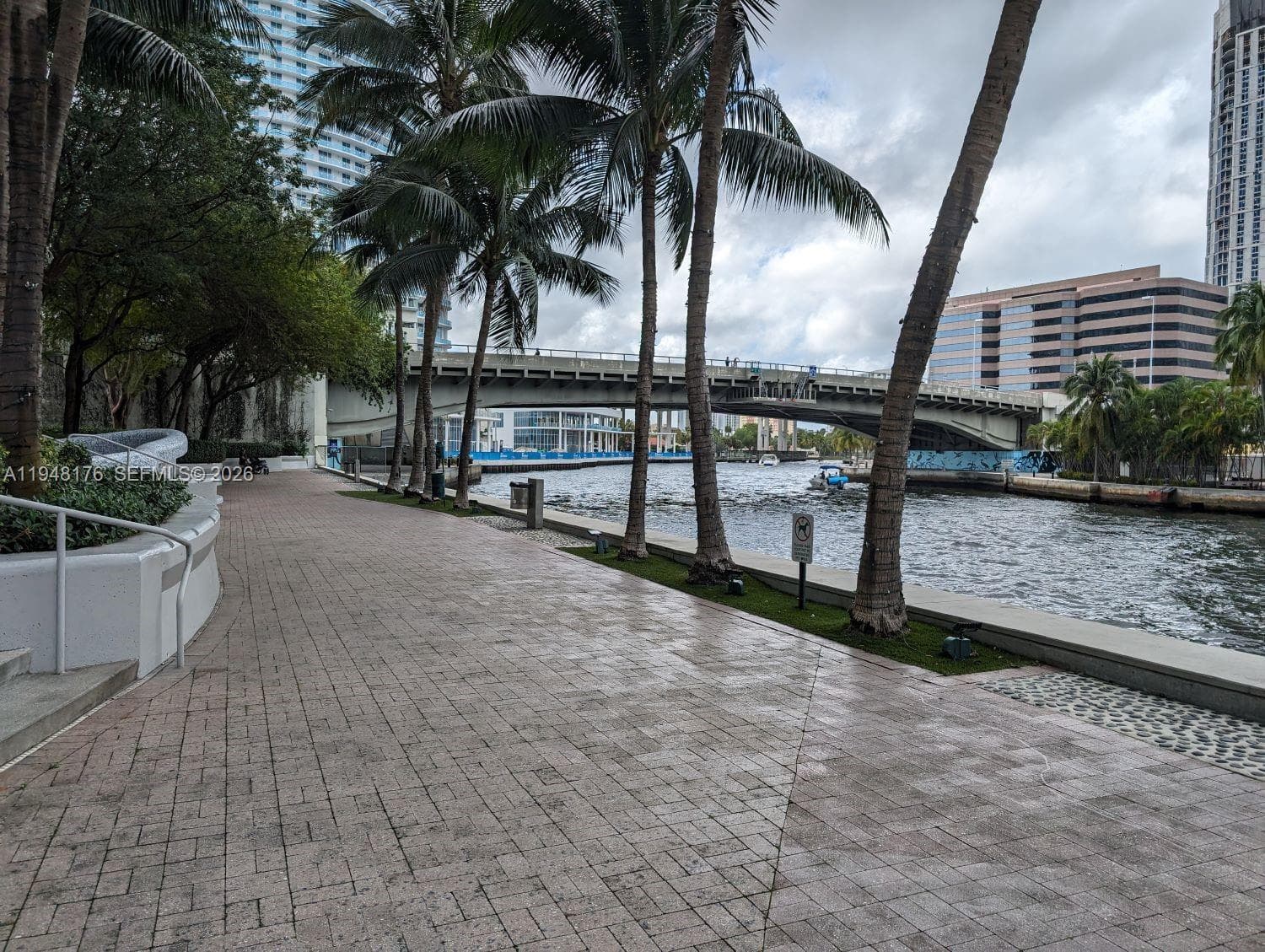 175 SW 7th St, Miami FL 33130 — 5