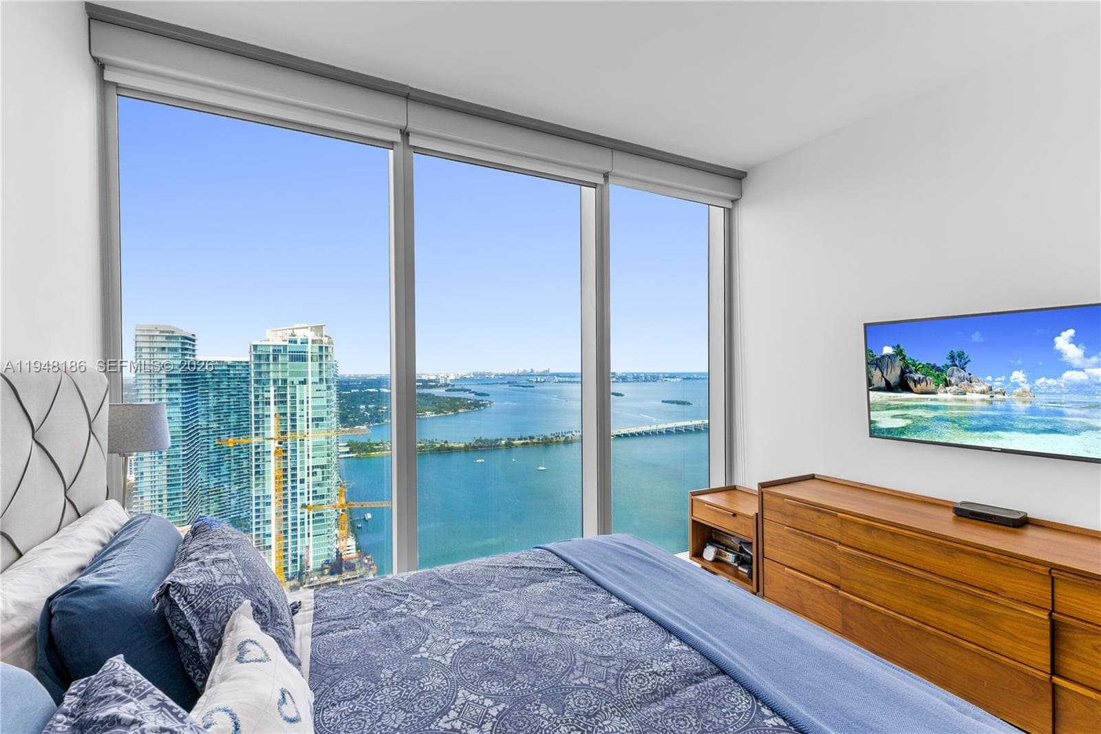 700 NE 26th Ter # 4701, Miami FL 33137 — 27