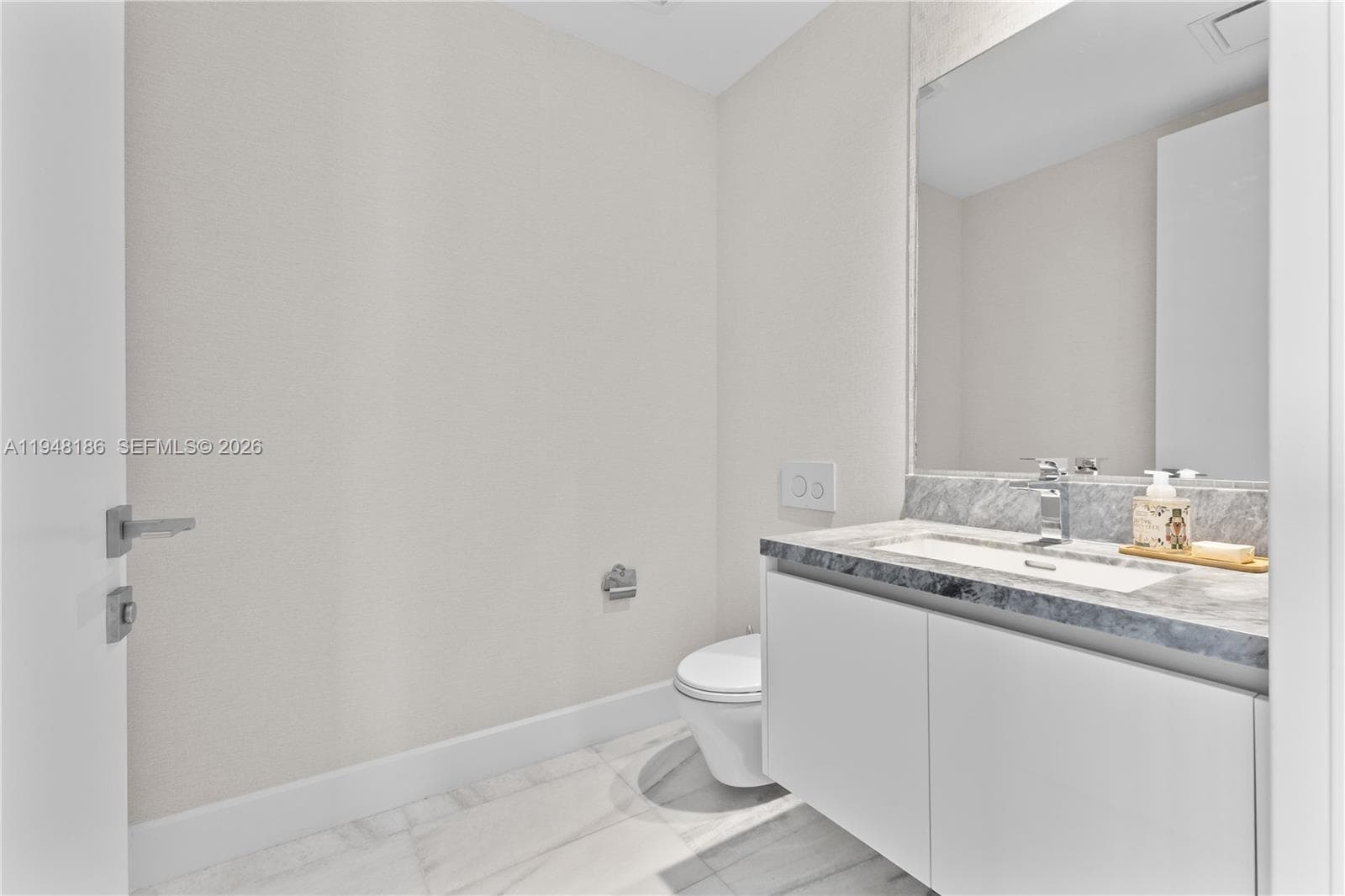 700 NE 26th Ter # 4701, Miami FL 33137 — 32