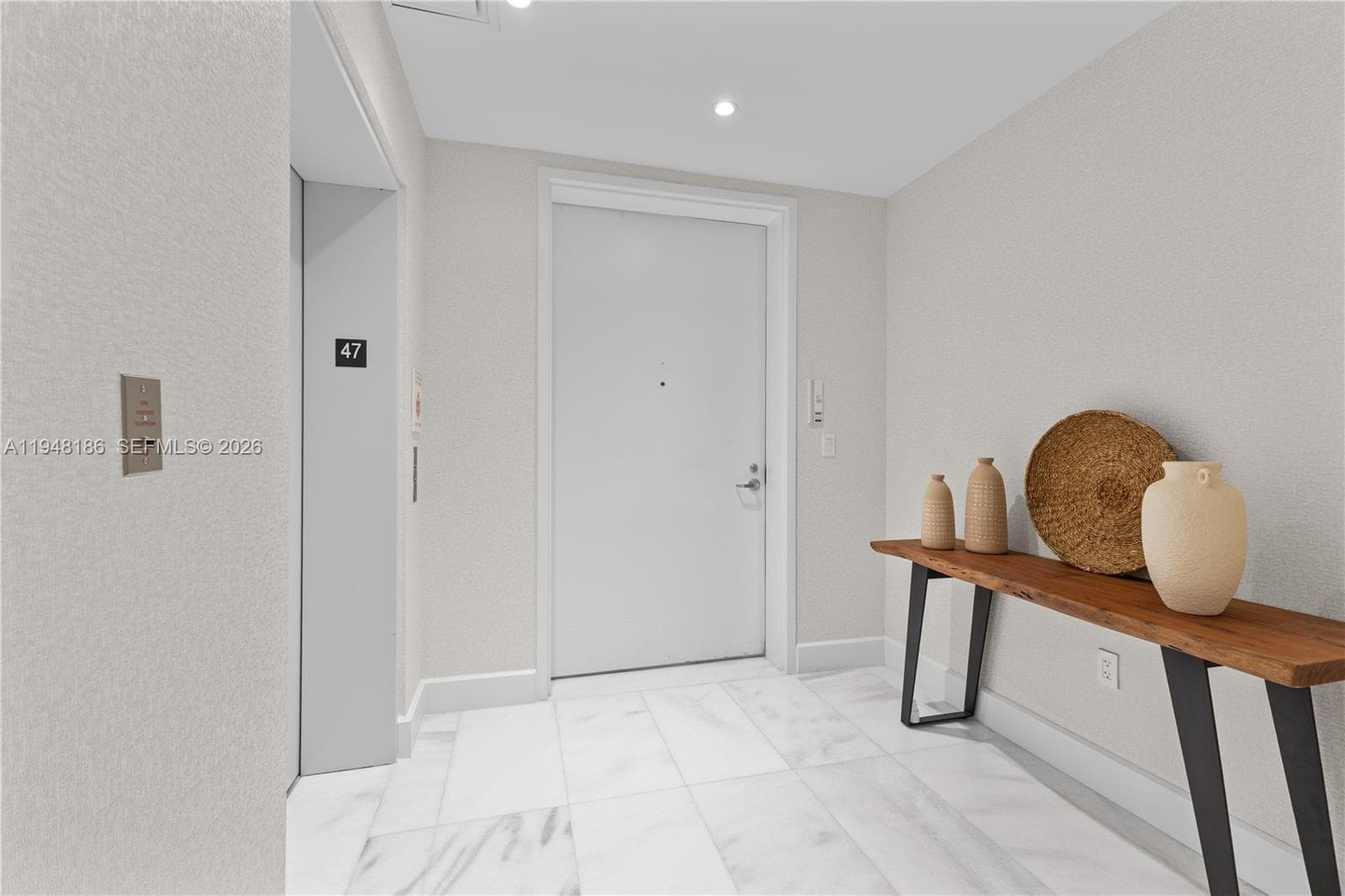 700 NE 26th Ter # 4701, Miami FL 33137 — 29