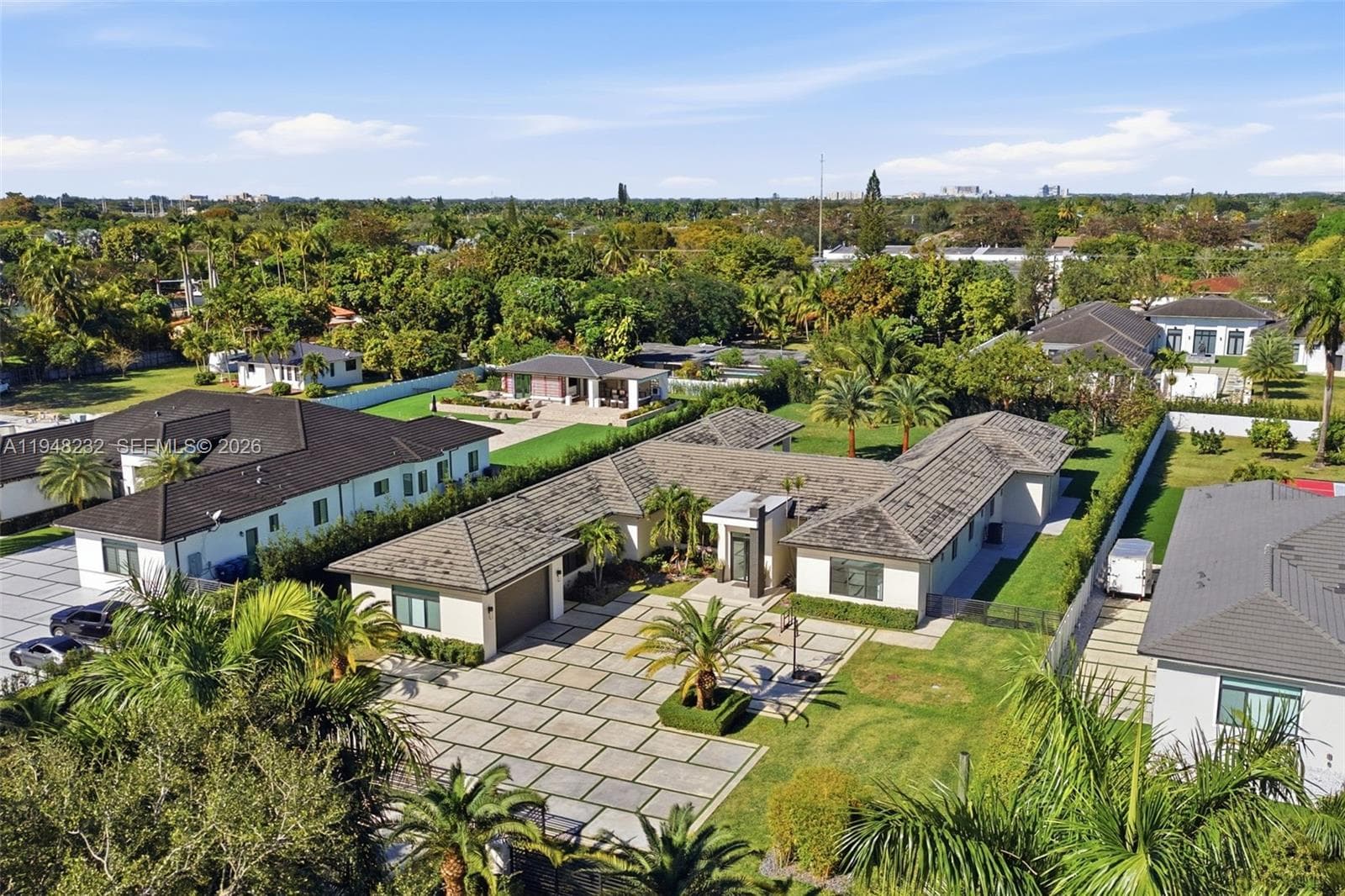10005 SW 66th St, Miami FL 33173 — 58
