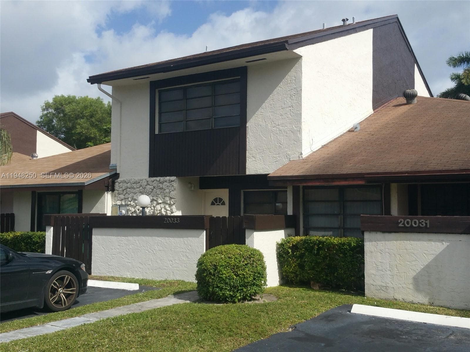 20033 NE 2nd Pl, Miami FL 33179 — 3