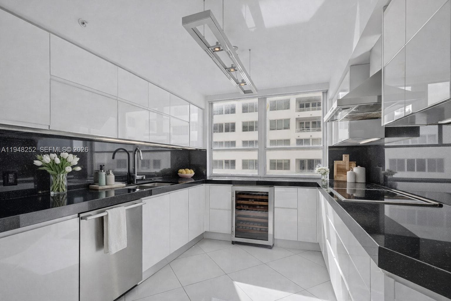5025 Collins Ave # 903, Miami Beach FL 33140 — 6