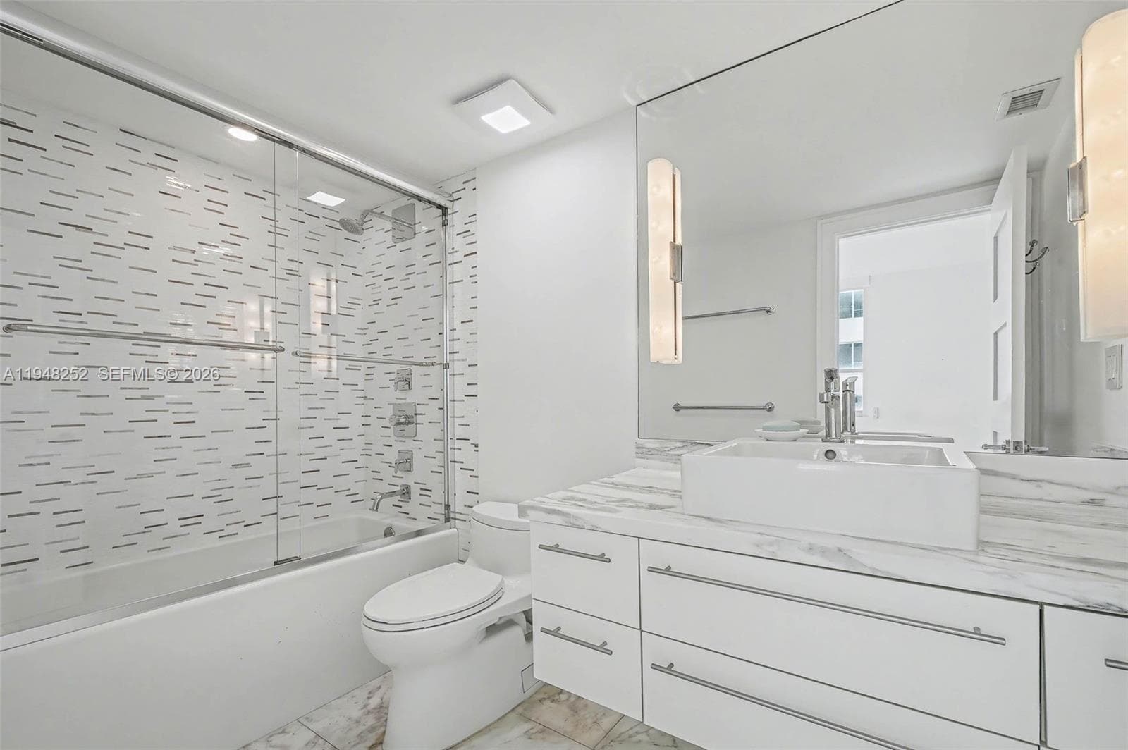 5025 Collins Ave # 903, Miami Beach FL 33140 — 8