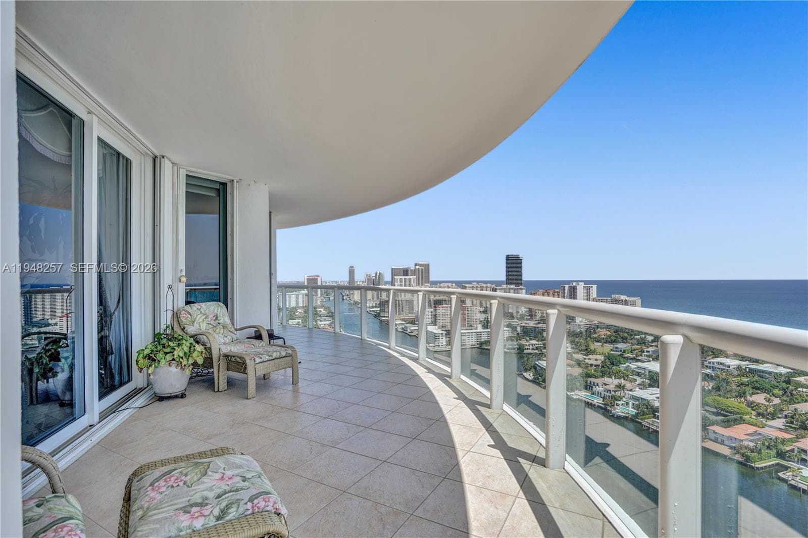 21050 Point Pl # 3104, Aventura FL 33180 — 2