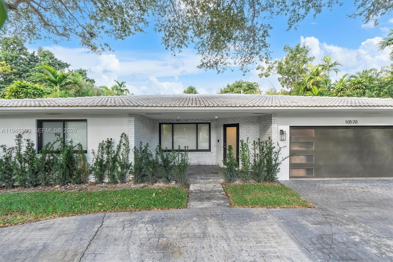 10570 NE 3rd Ave, Miami Shores FL 33138 — 47