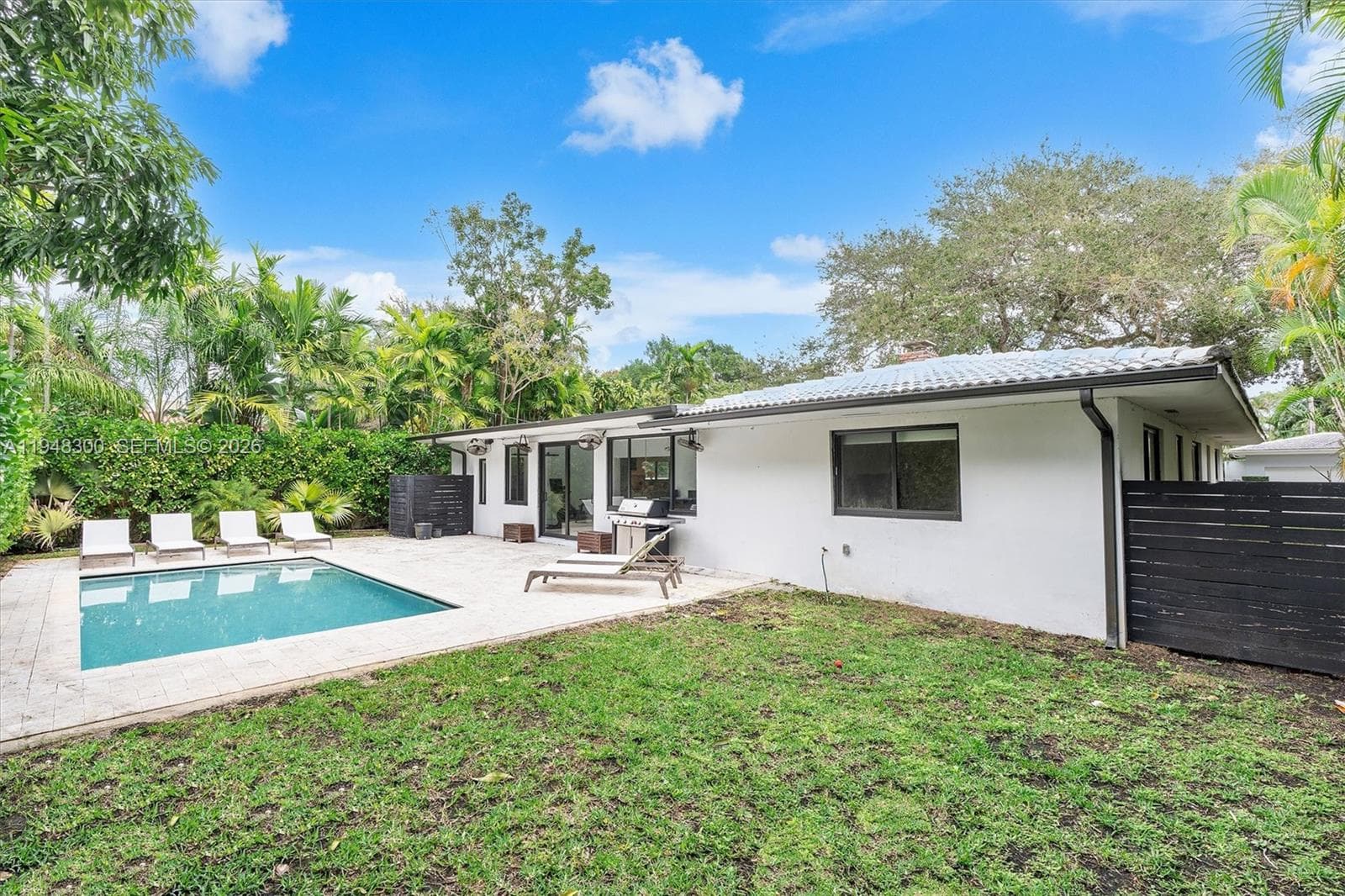 10570 NE 3rd Ave, Miami Shores FL 33138 — 43
