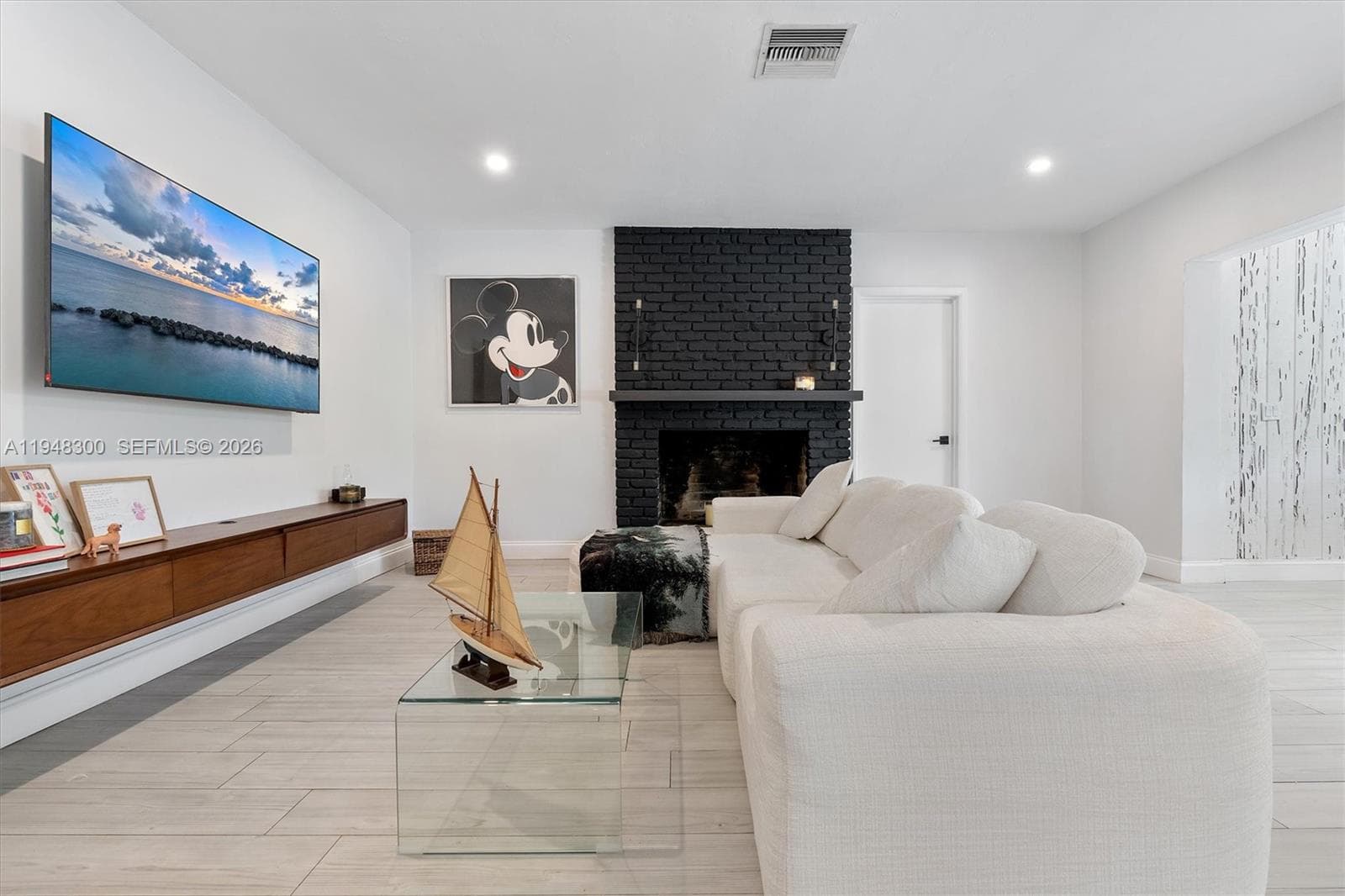 10570 NE 3rd Ave, Miami Shores FL 33138 — 22