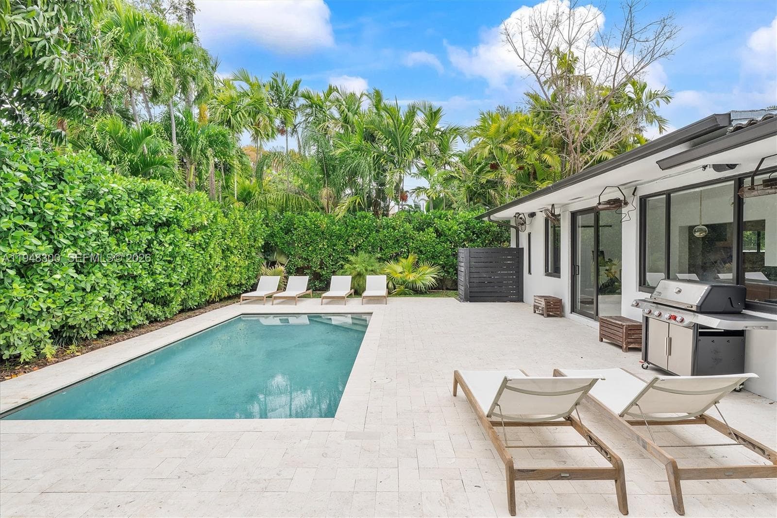 10570 NE 3rd Ave, Miami Shores FL 33138 — 69