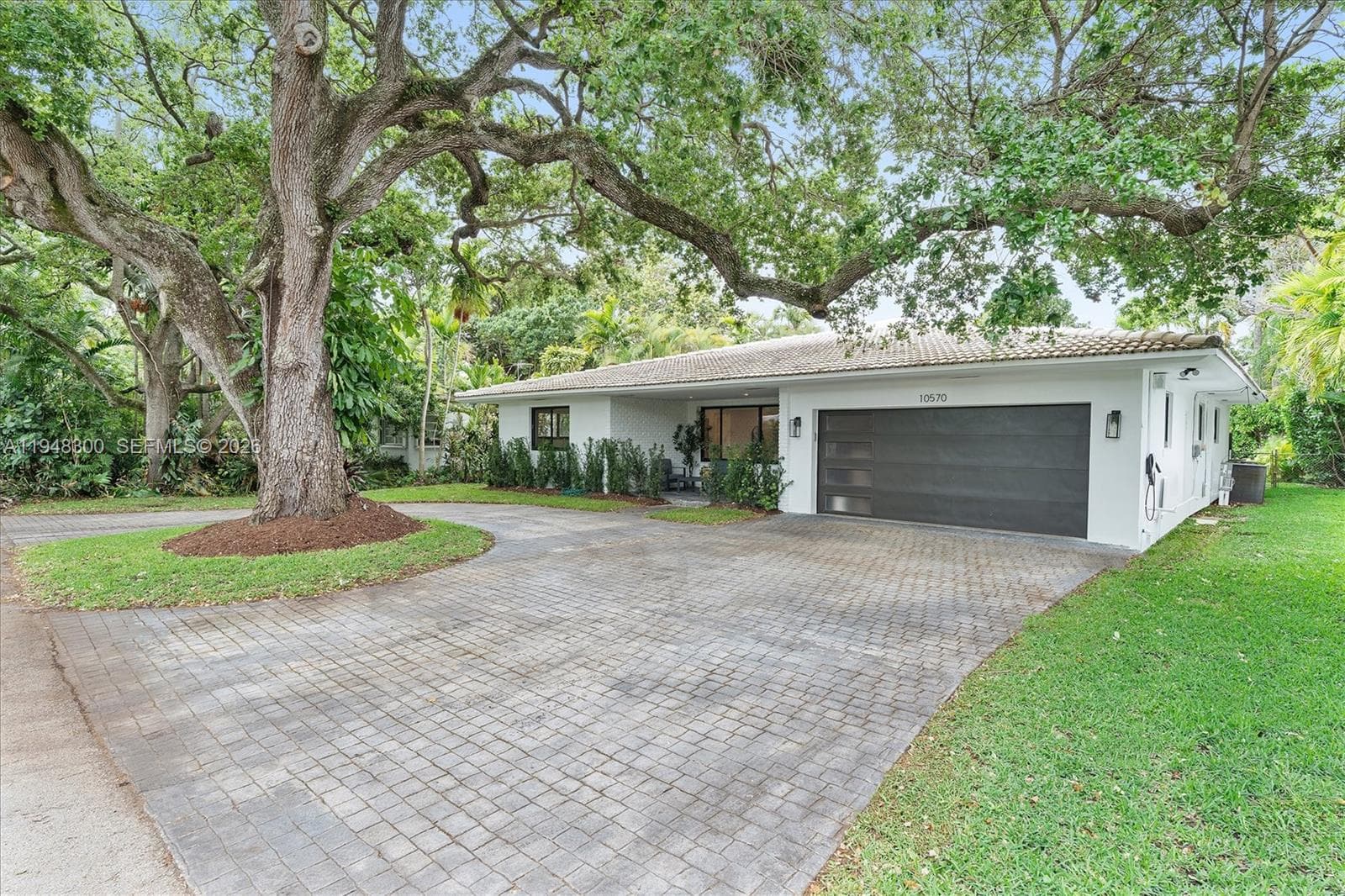 10570 NE 3rd Ave, Miami Shores FL 33138 — 49