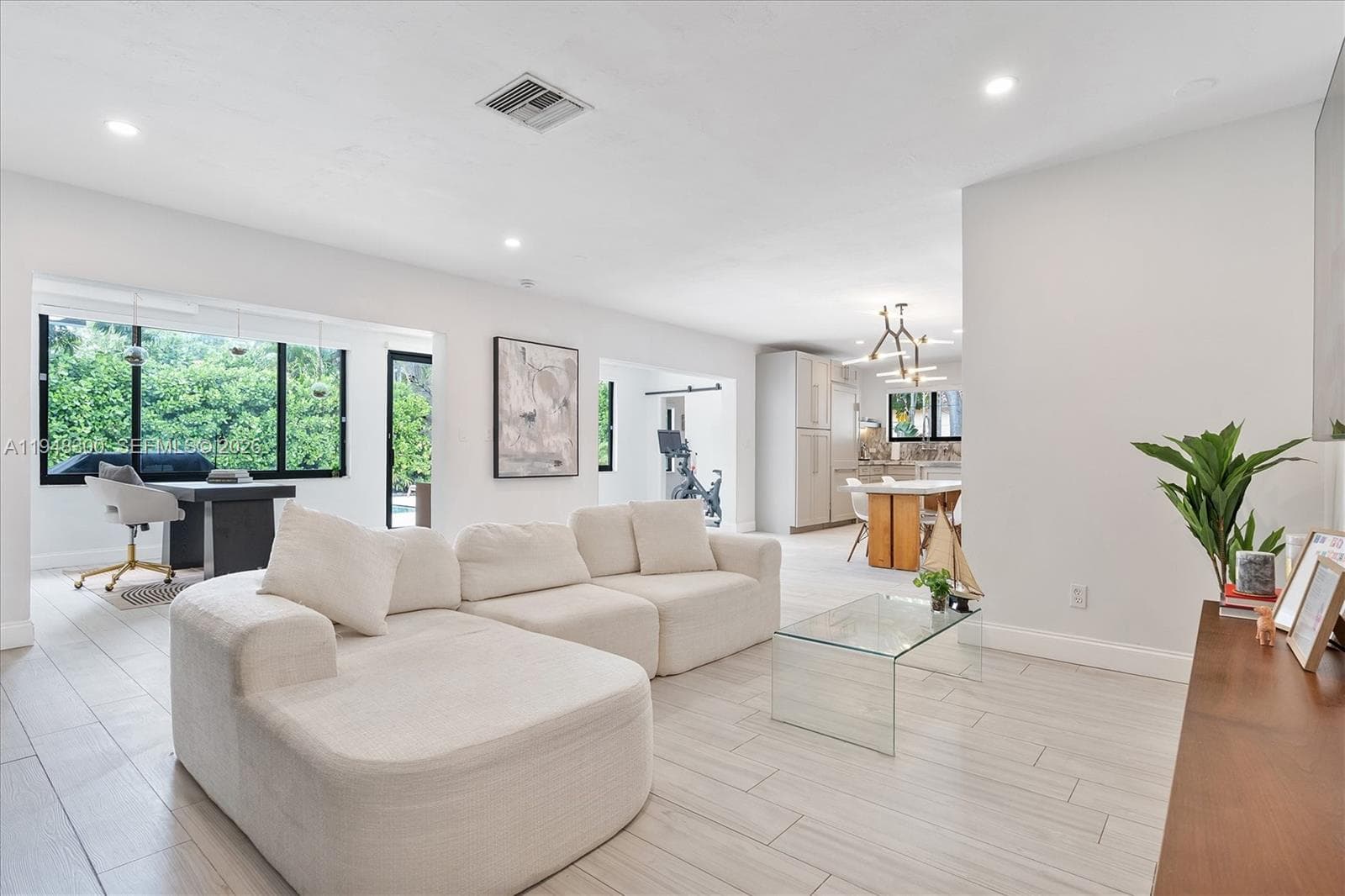 10570 NE 3rd Ave, Miami Shores FL 33138 — 59