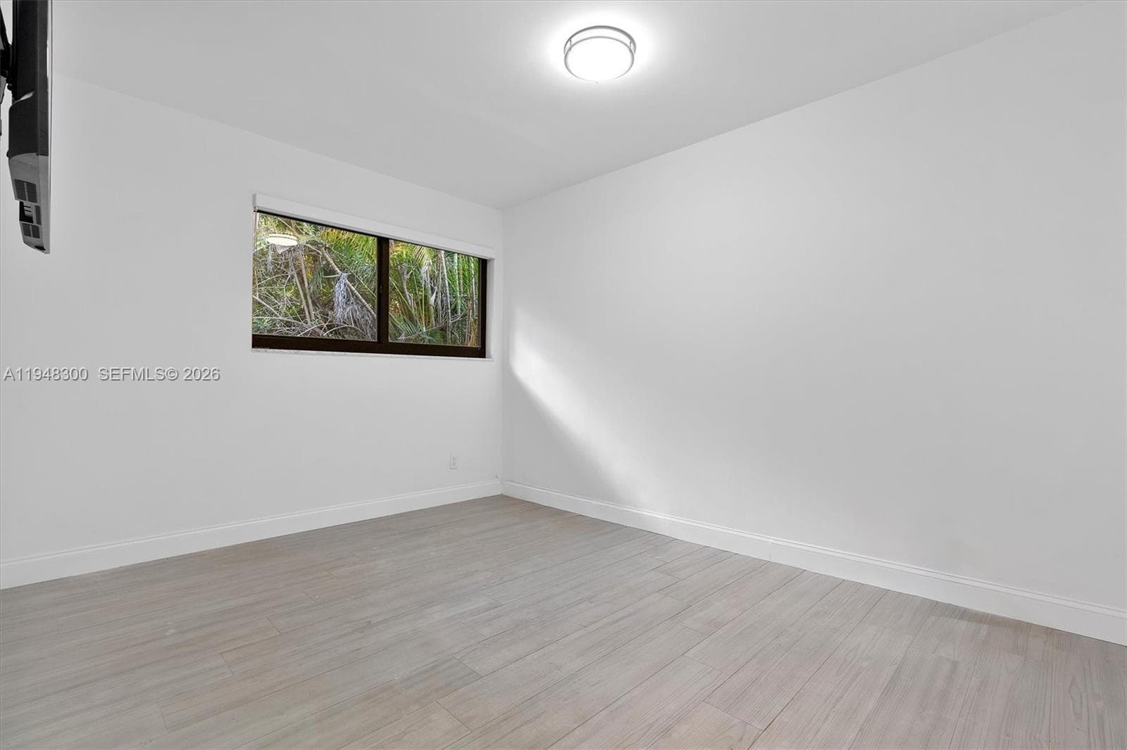10570 NE 3rd Ave, Miami Shores FL 33138 — 39