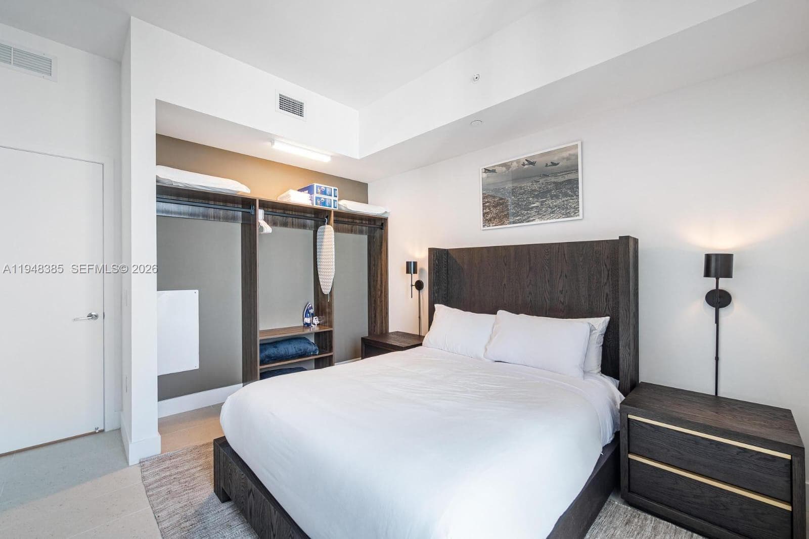 159 NE 6th St # 5101, Miami FL 33132 — 13