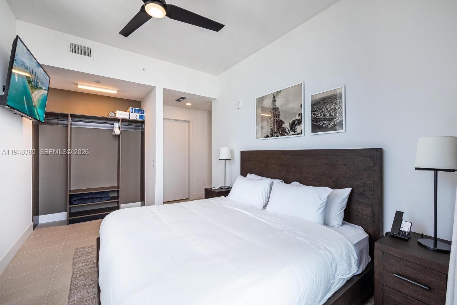159 NE 6th St # 5101, Miami FL 33132 — 11