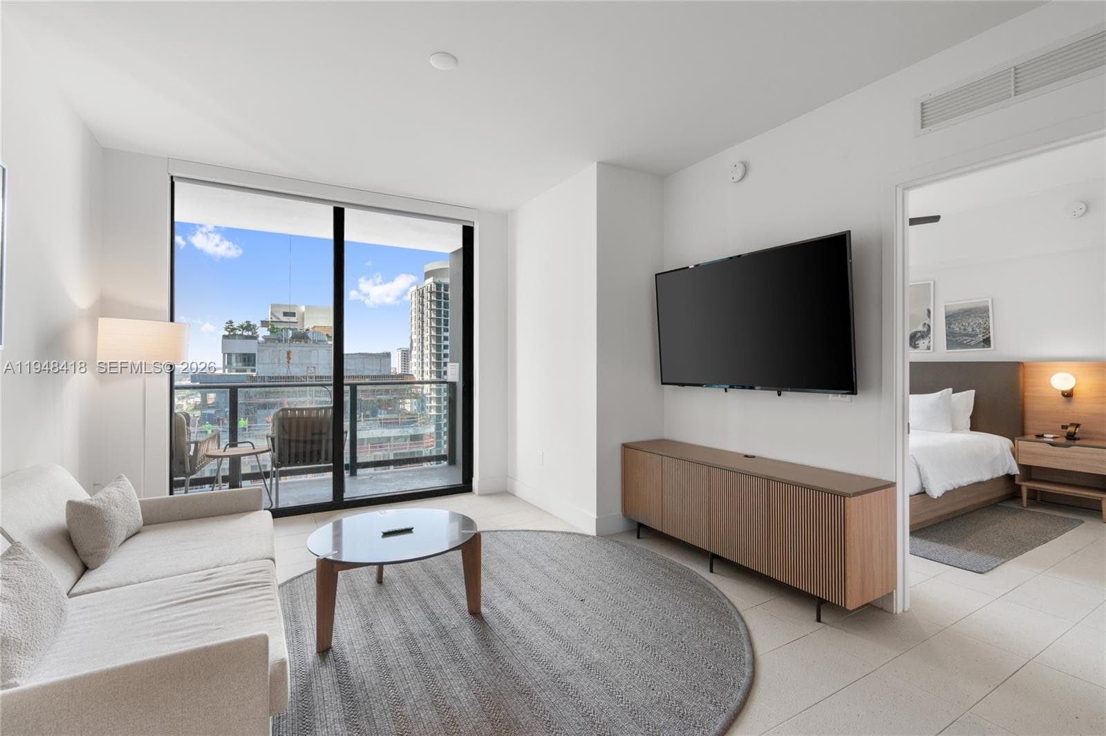 159 NE 6th St # 2804, Miami FL 33132 — 7