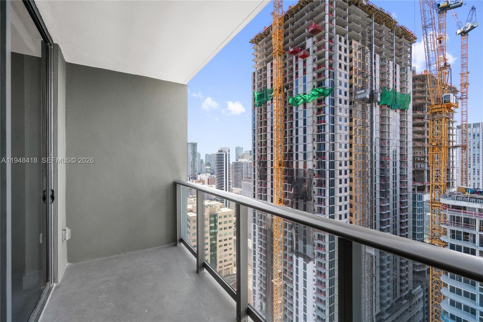 159 NE 6th St # 2804, Miami FL 33132 — 41