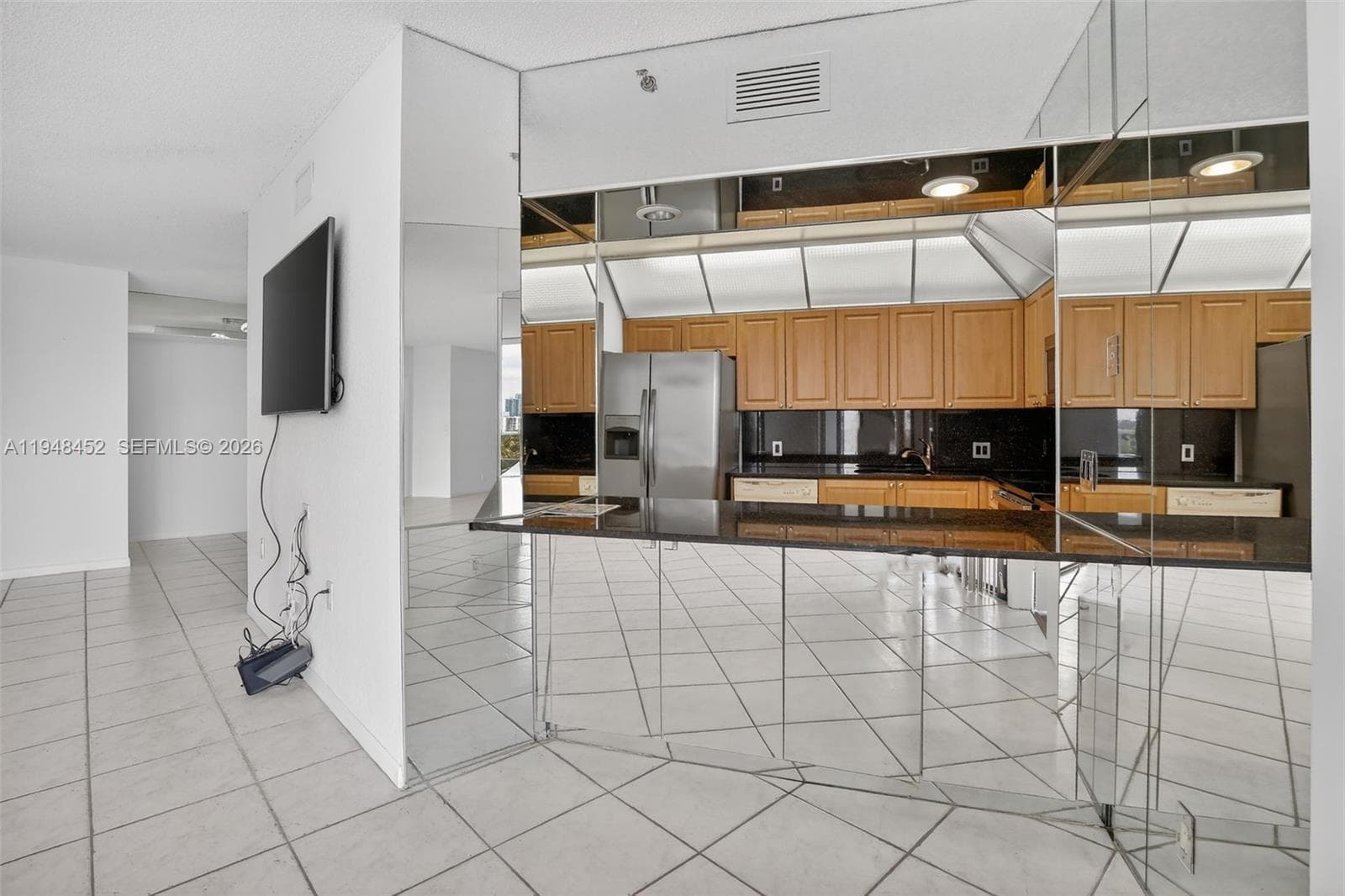 20281 E Country Club Dr # 405, Aventura FL 33180 — 5