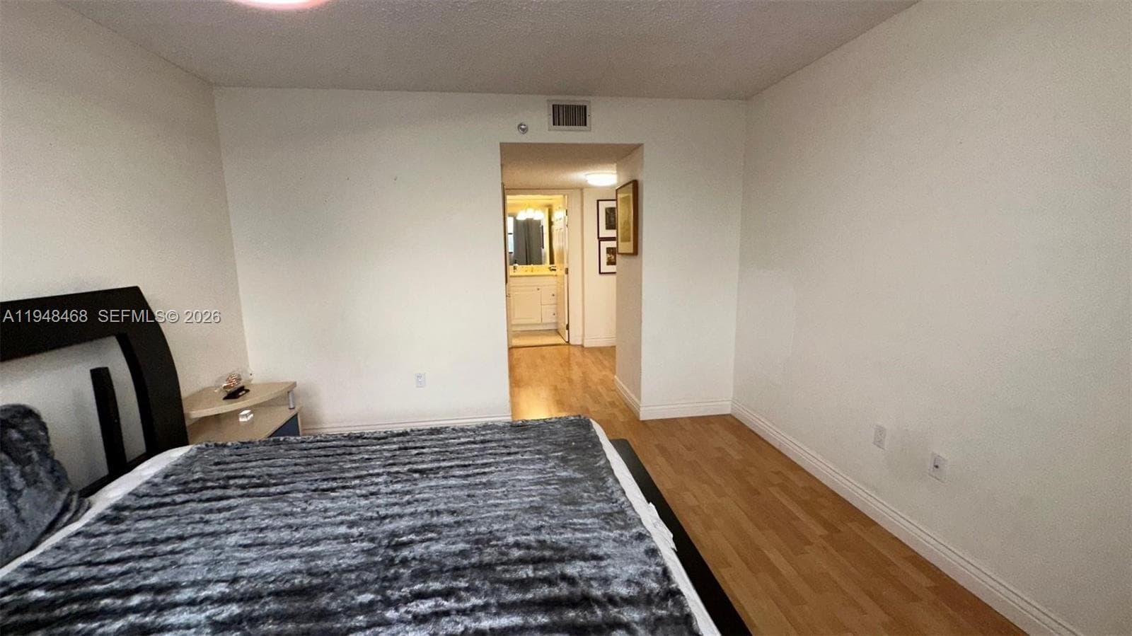 210 174th St # 1909, Sunny Isles Beach FL 33160 — 32