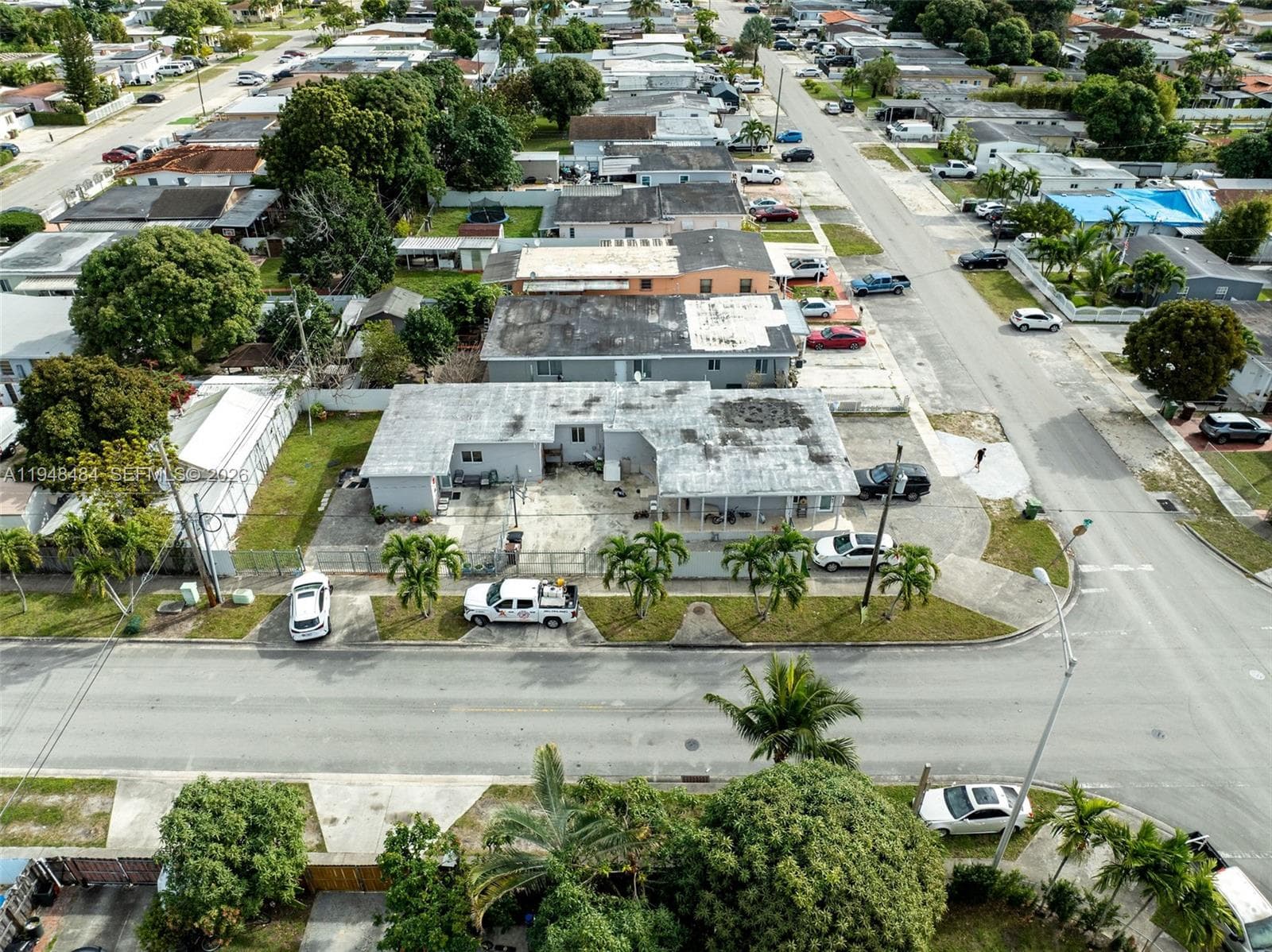 201 E 44th St, Hialeah FL 33013 — 38