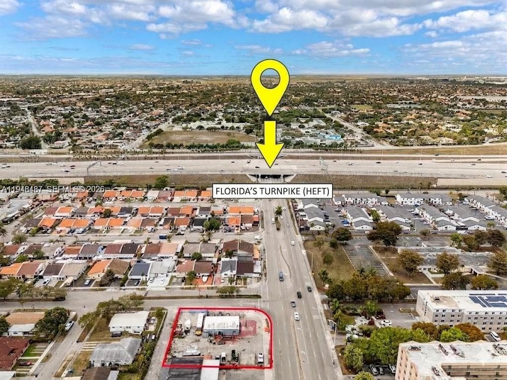 11480 W Flagler St, Sweetwater FL 33174 — 3