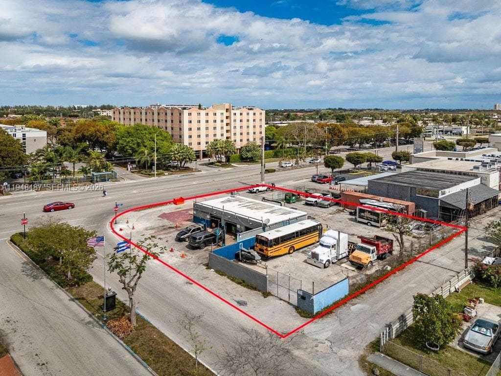 11480 W Flagler St, Sweetwater FL 33174 — 14