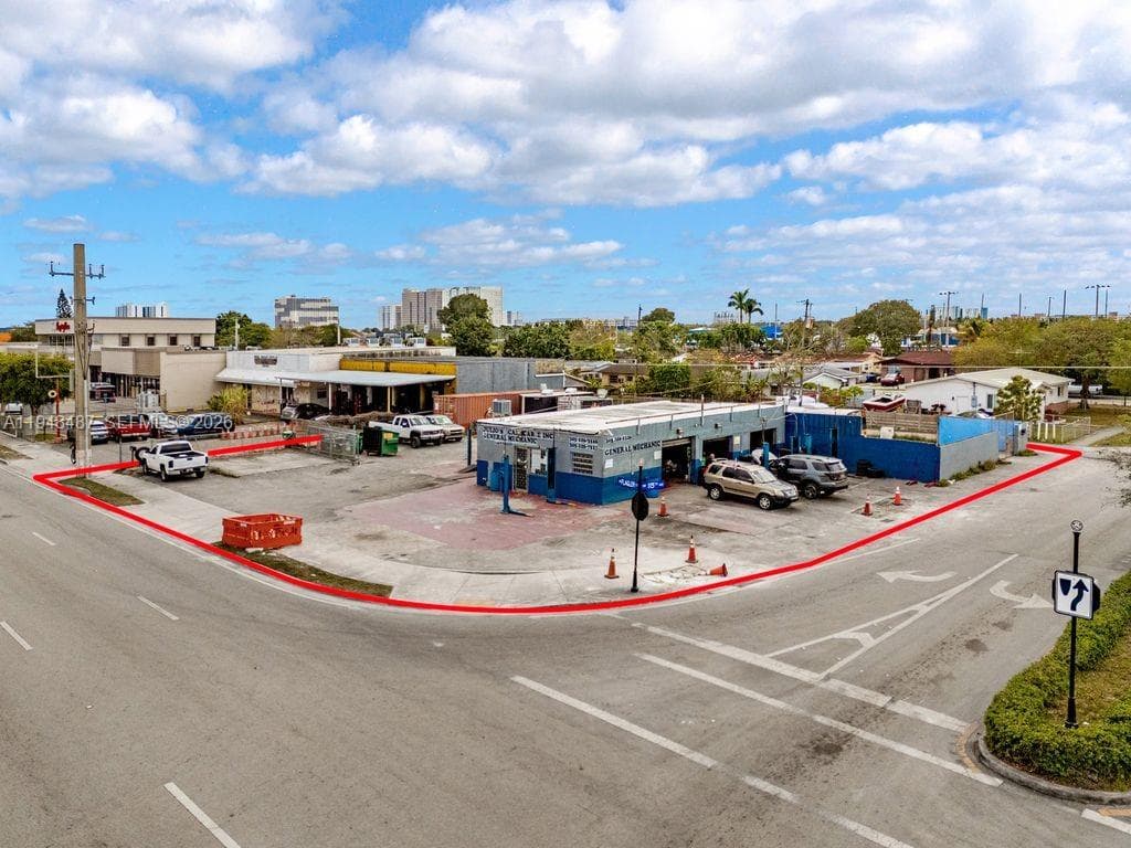 11480 W Flagler St, Sweetwater FL 33174 — 11