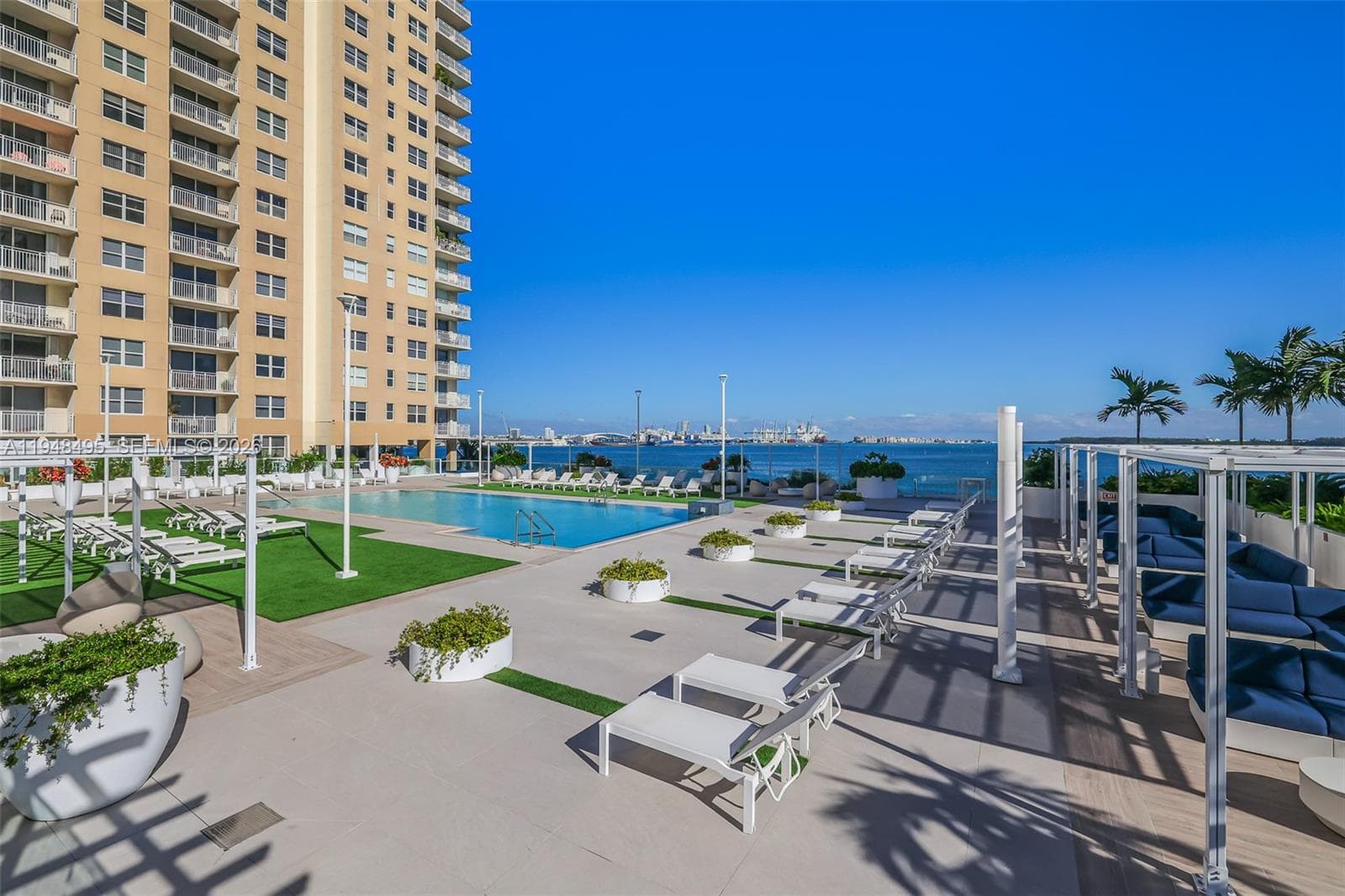 770 Claughton Island Dr # 409, Miami FL 33131 — 21