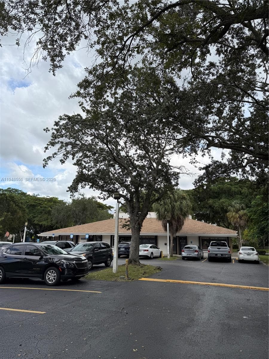 9260 Hammocks Blvd # 104, Miami FL 33196 — 9