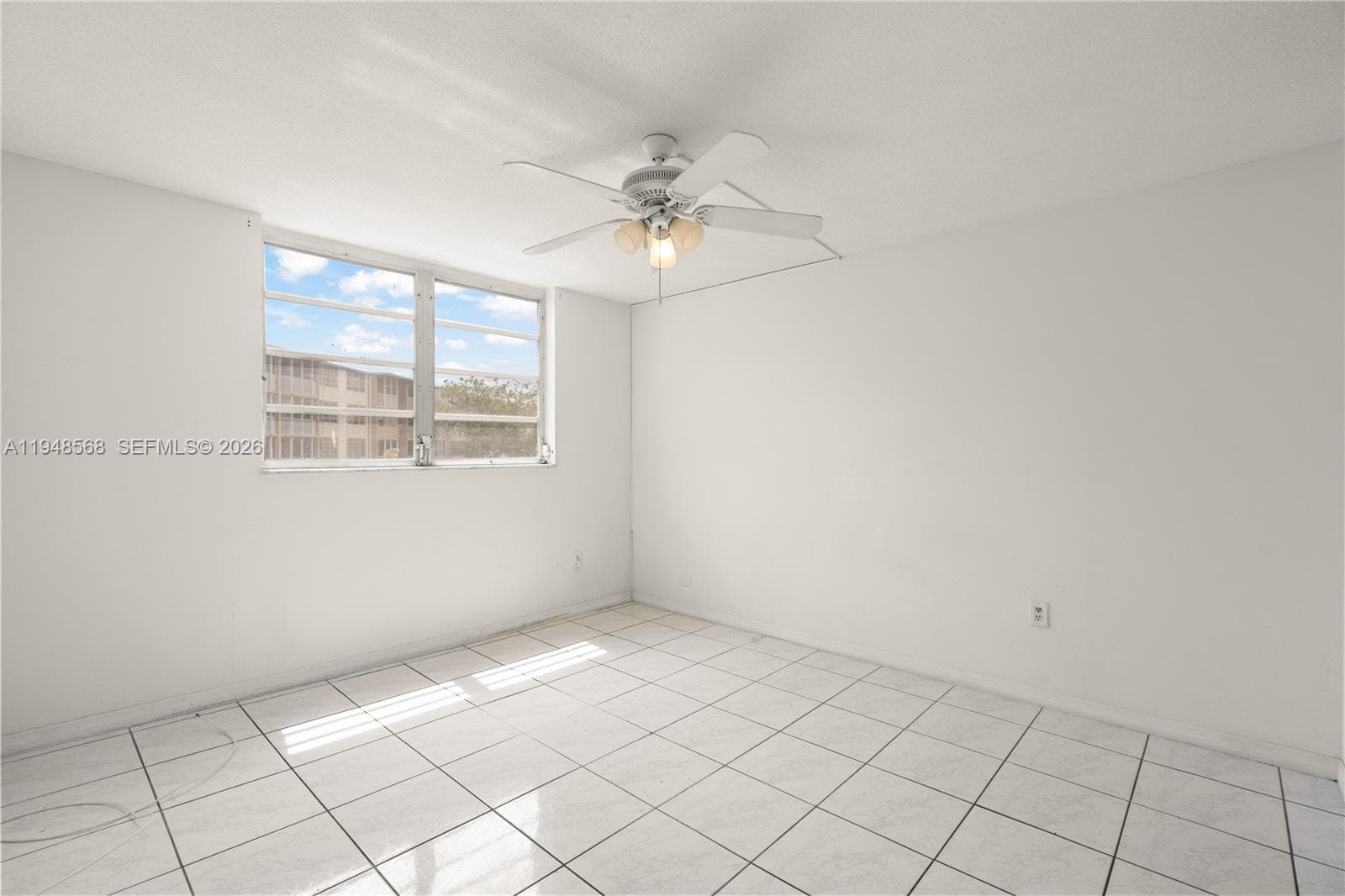 1700 NE 191st St # 202, Miami FL 33179 — 16