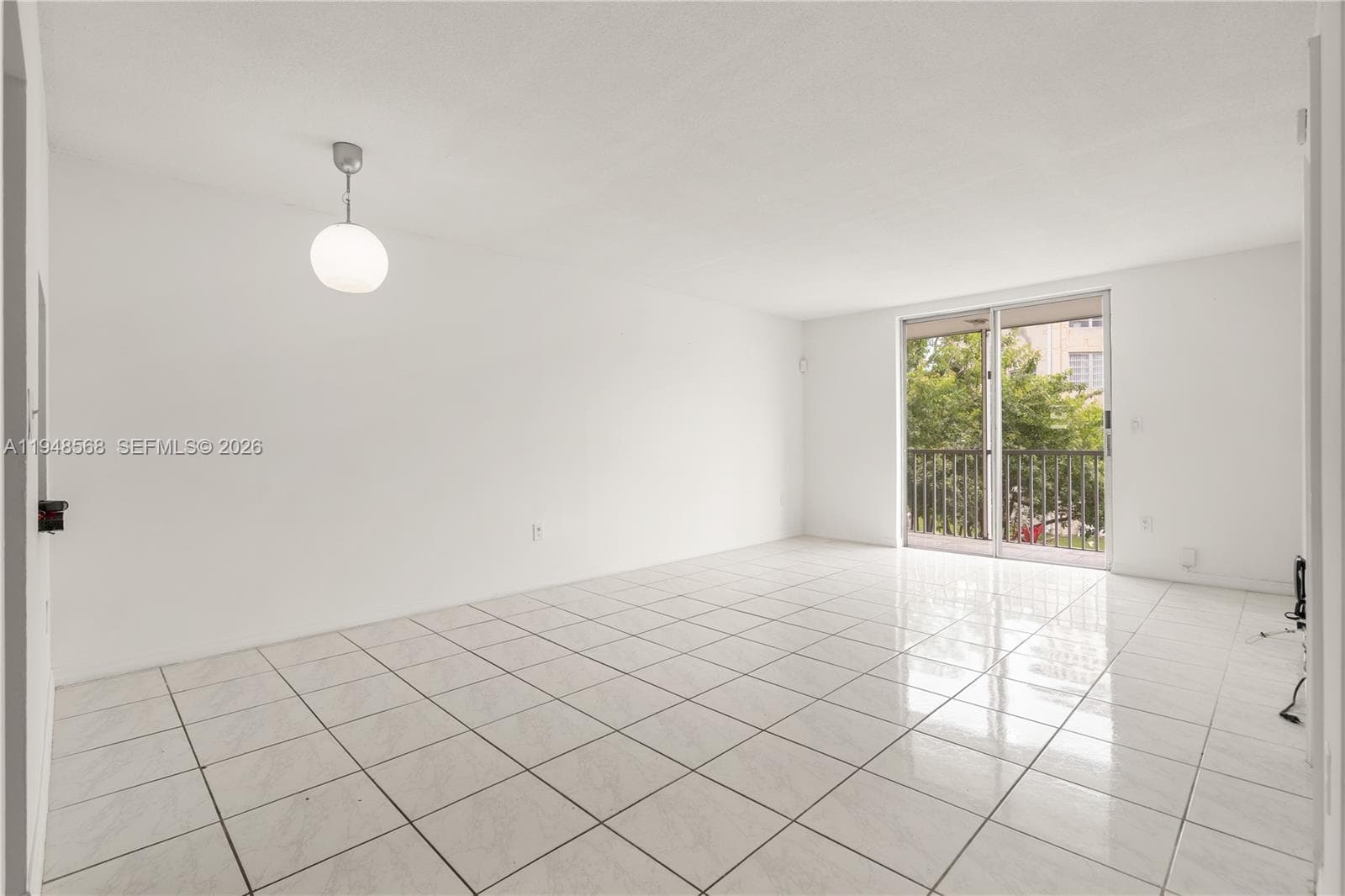 1700 NE 191st St # 202, Miami FL 33179 — 12
