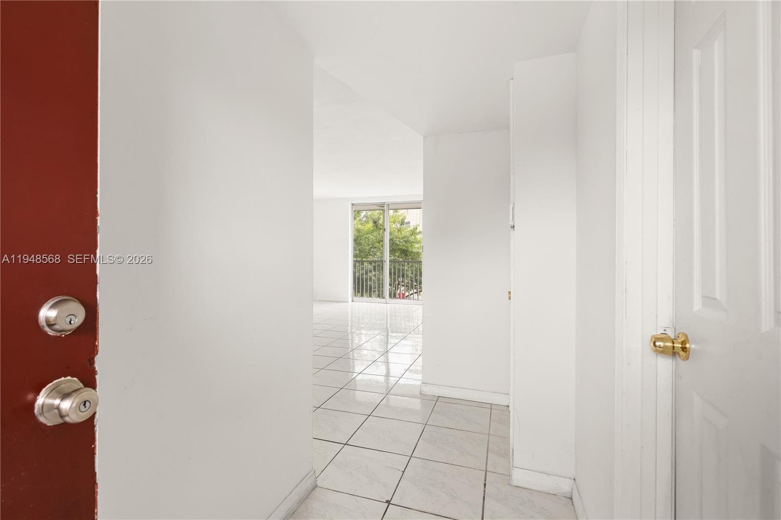 1700 NE 191st St # 202, Miami FL 33179 — 10